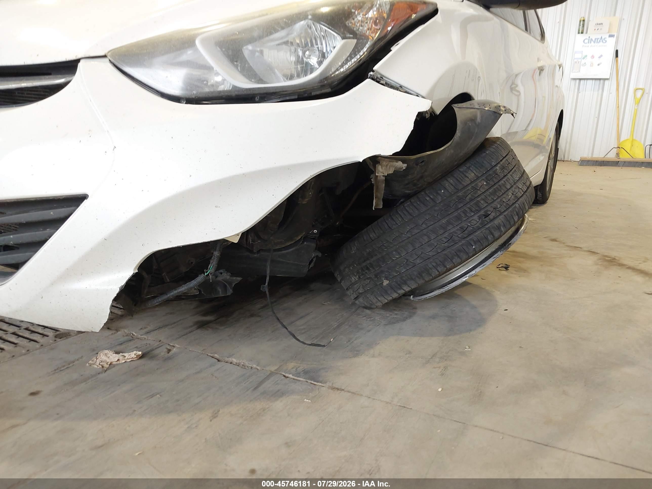 2015 Hyundai Elantra Se Белый vin: 5NPDH4AE8FH629481