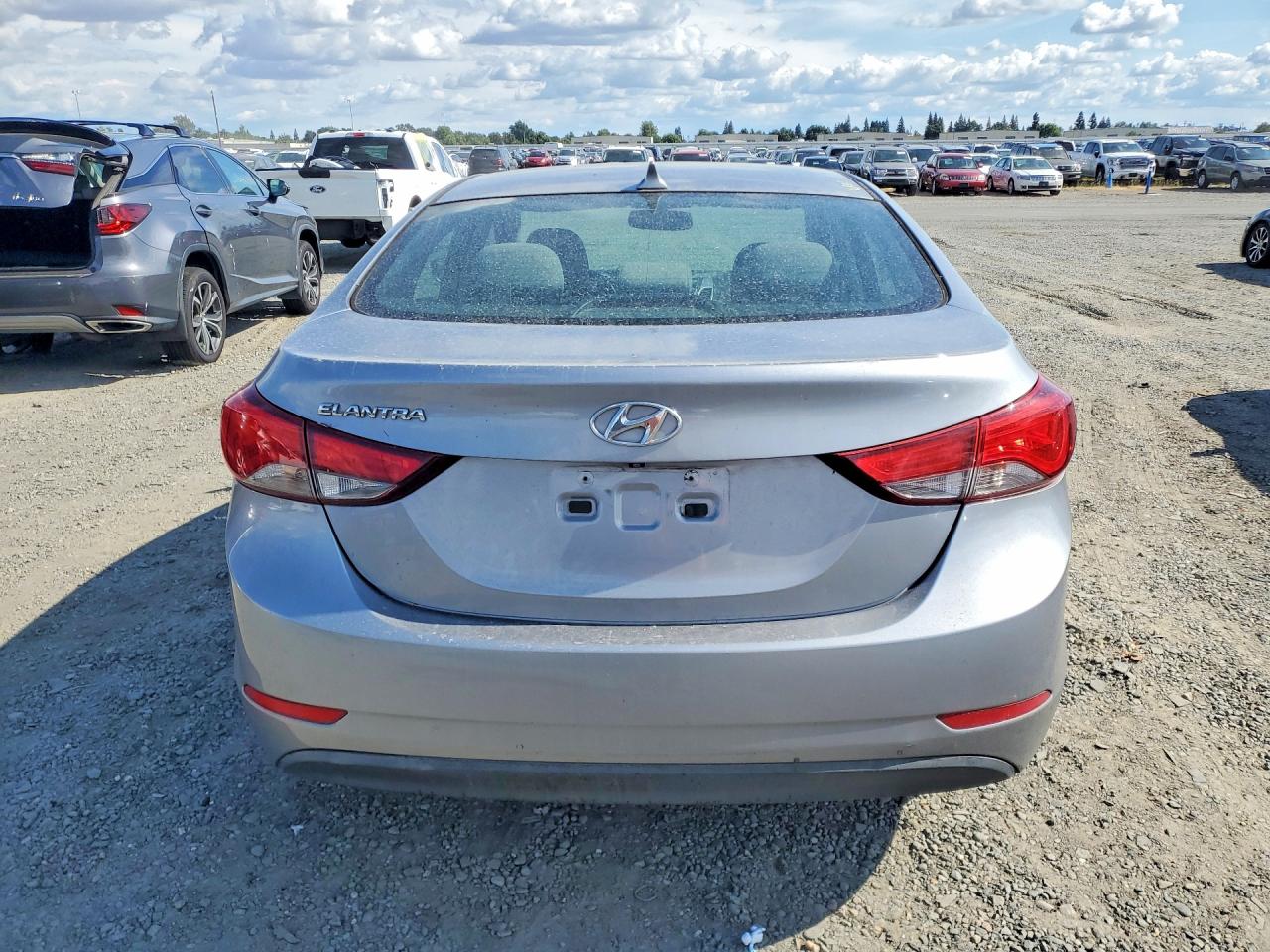 2015 Hyundai Elantra Se Silver vin: 5NPDH4AE8FH631618