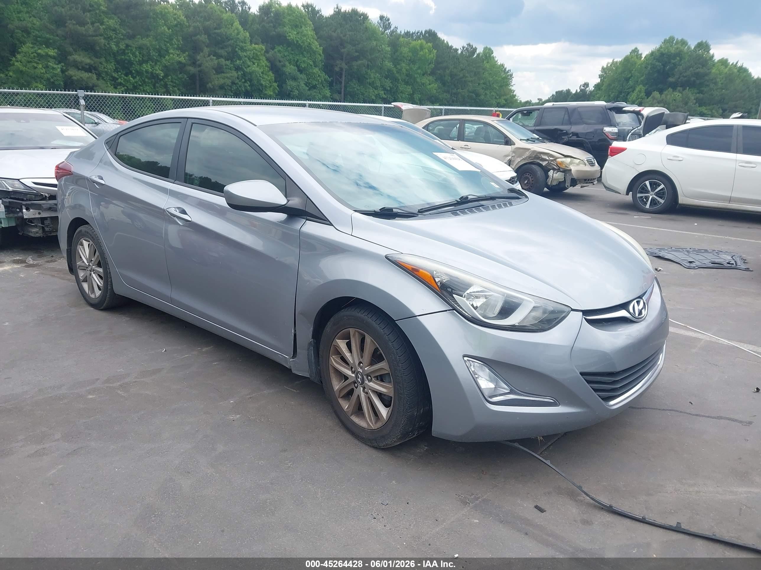 2015 Hyundai Elantra Se Silver vin: 5NPDH4AE8FH631621