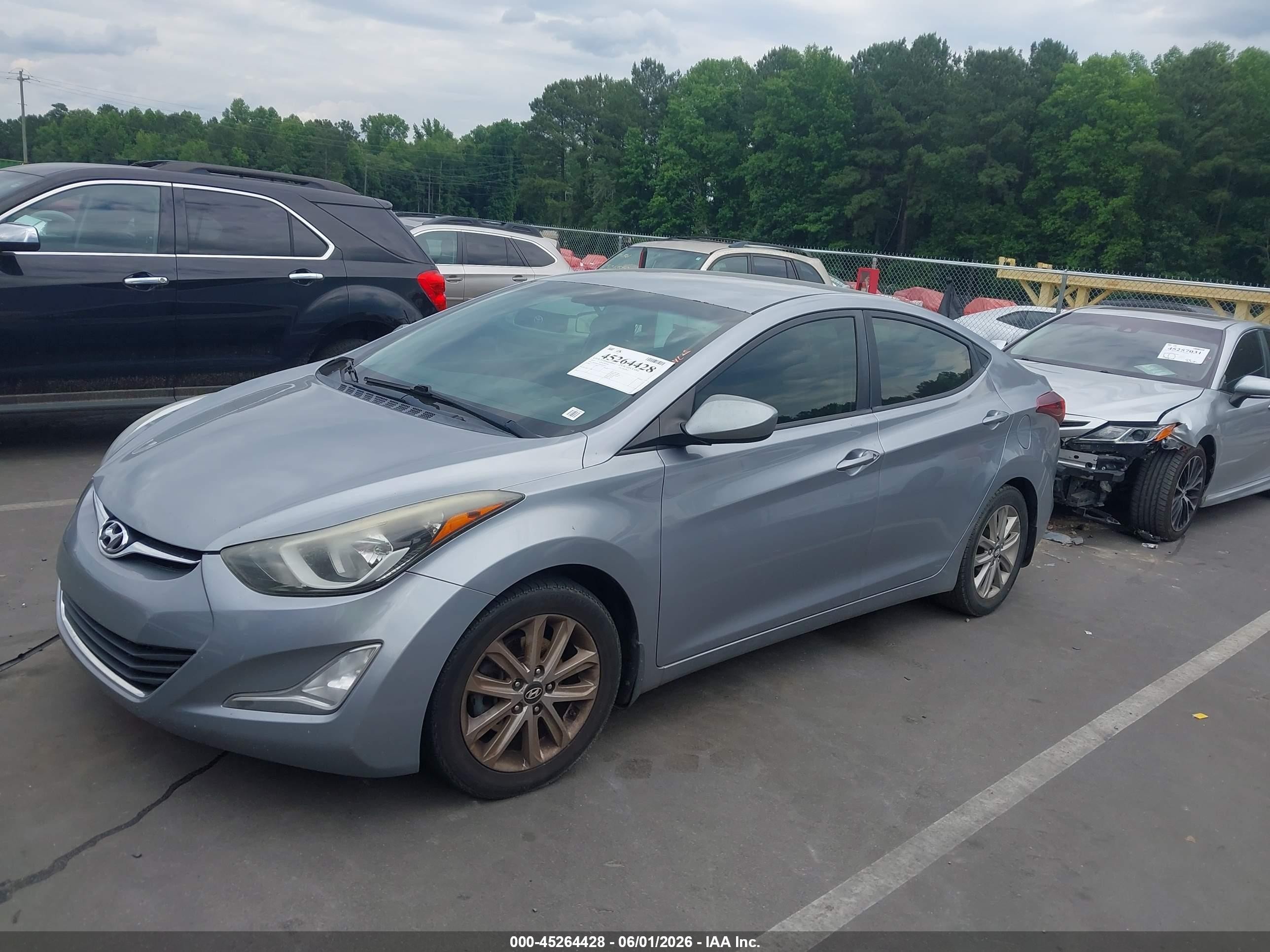 2015 Hyundai Elantra Se Silver vin: 5NPDH4AE8FH631621