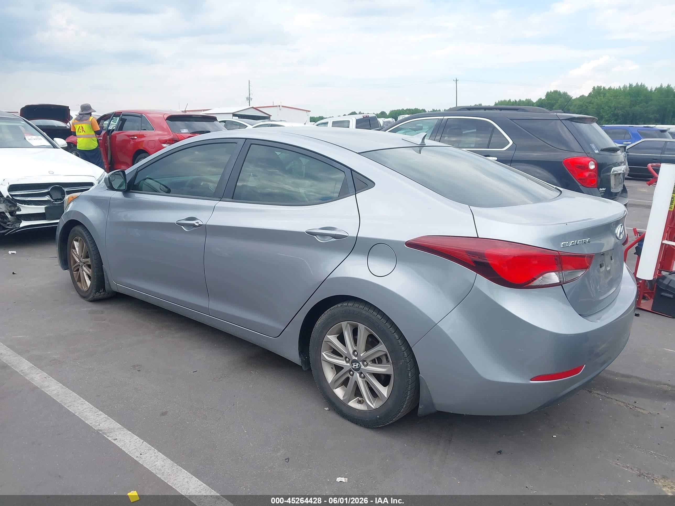 2015 Hyundai Elantra Se Silver vin: 5NPDH4AE8FH631621