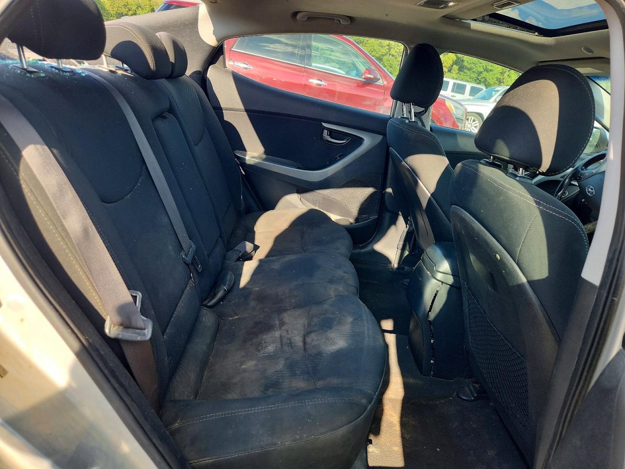 2015 Hyundai Elantra Se Серебряный vin: 5NPDH4AE8FH637600
