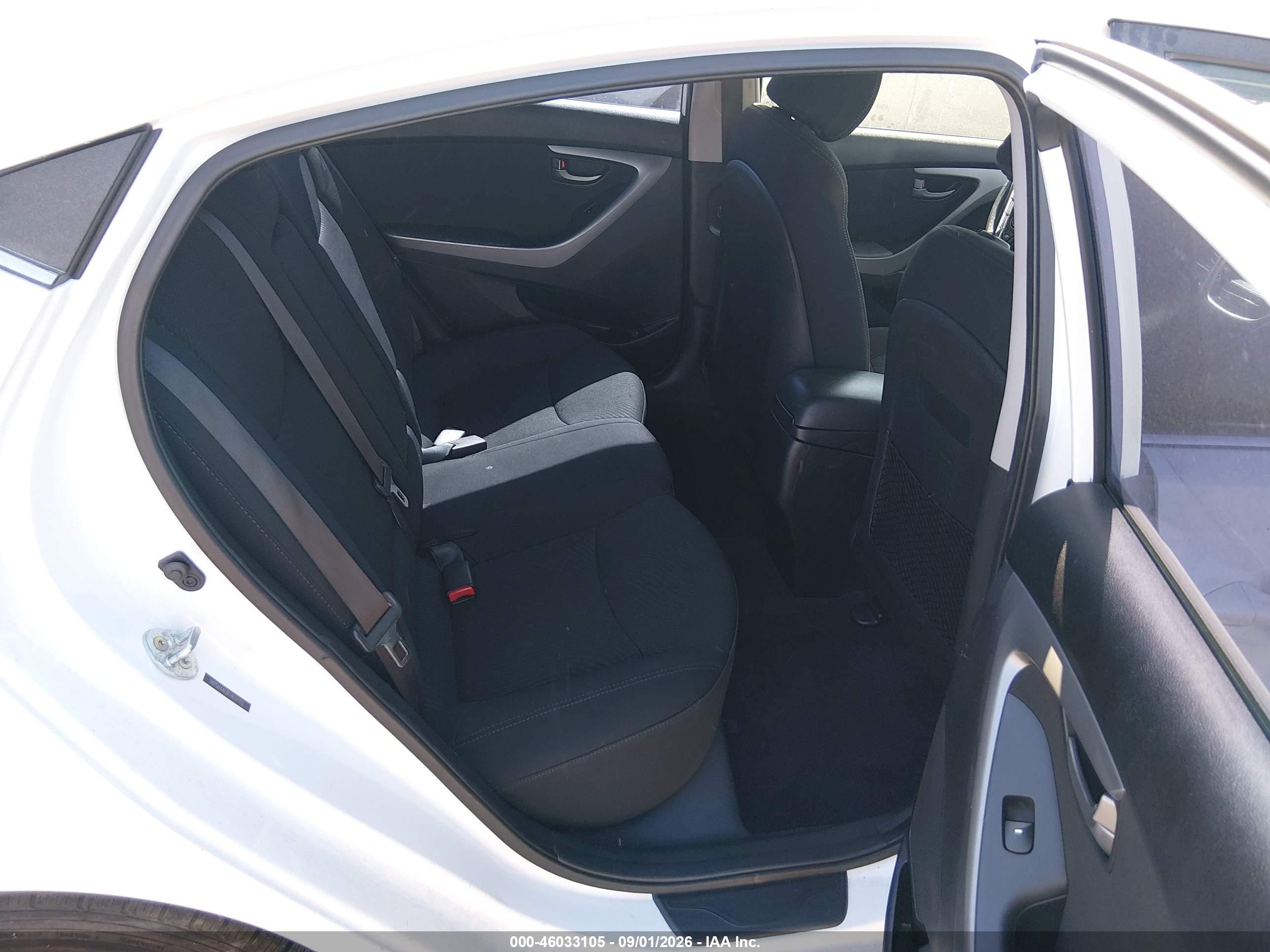 2015 Hyundai Elantra Se White vin: 5NPDH4AE8FH637712
