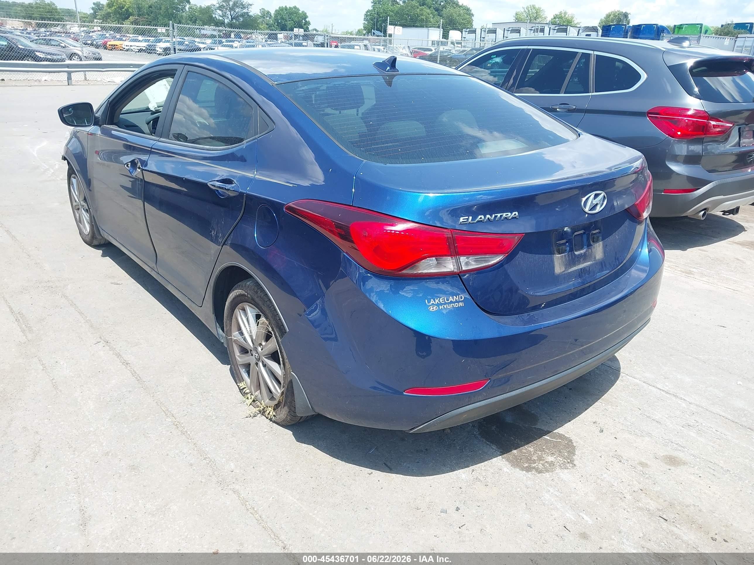 2015 Hyundai Elantra Se Blue vin: 5NPDH4AE8FH640822
