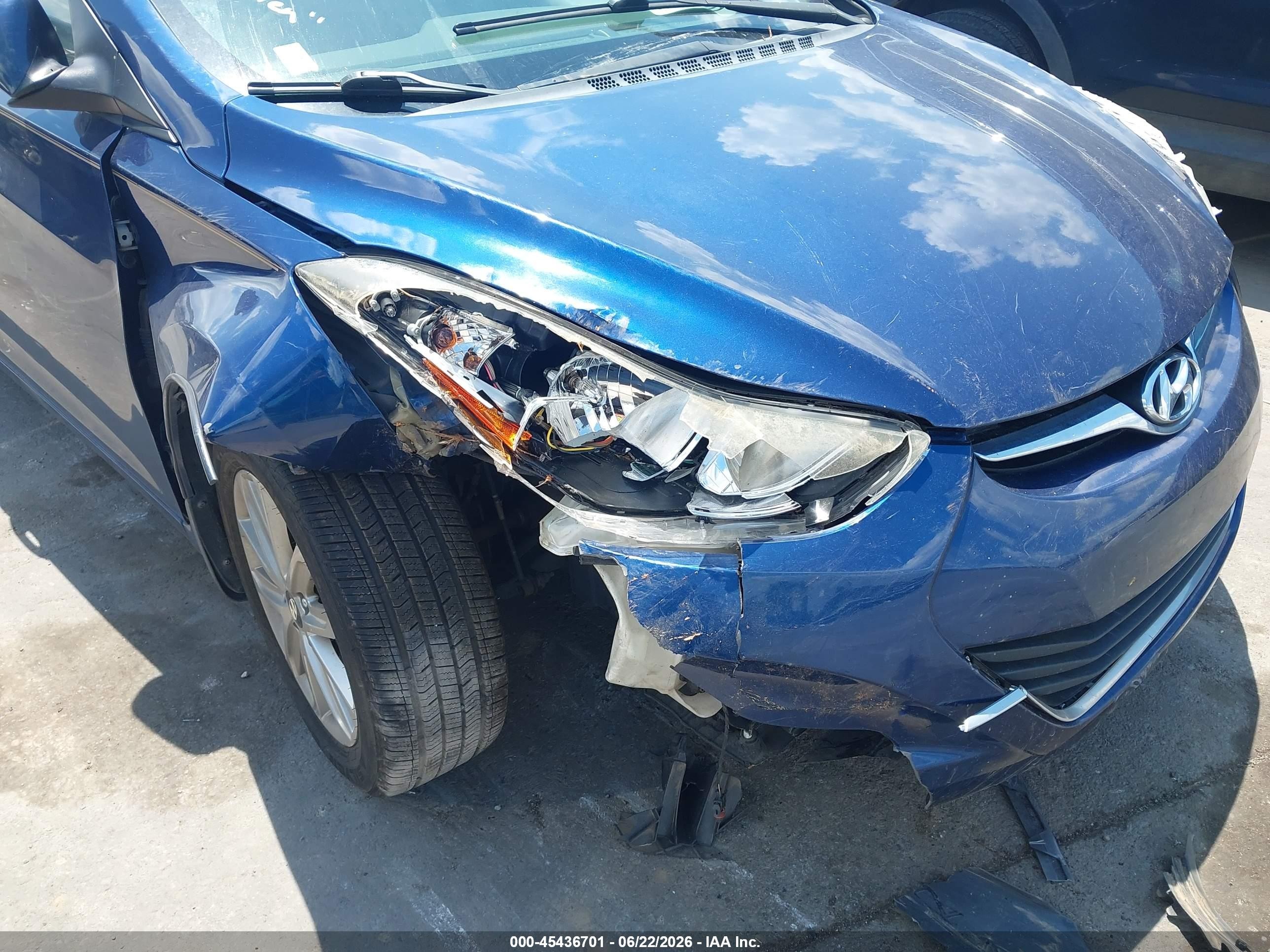 2015 Hyundai Elantra Se Blue vin: 5NPDH4AE8FH640822