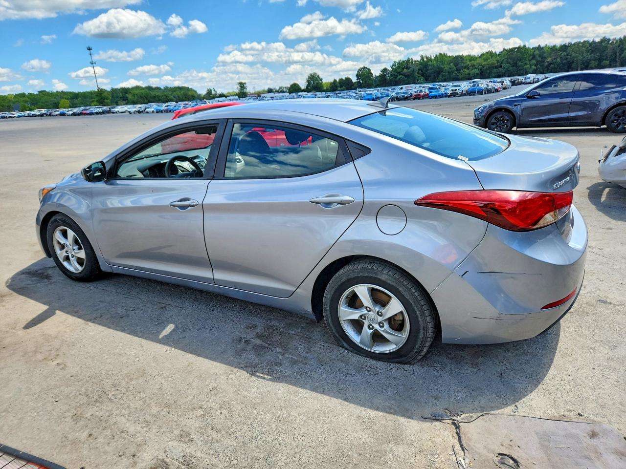 2015 Hyundai Elantra Se Серебряный vin: 5NPDH4AE8FH648905