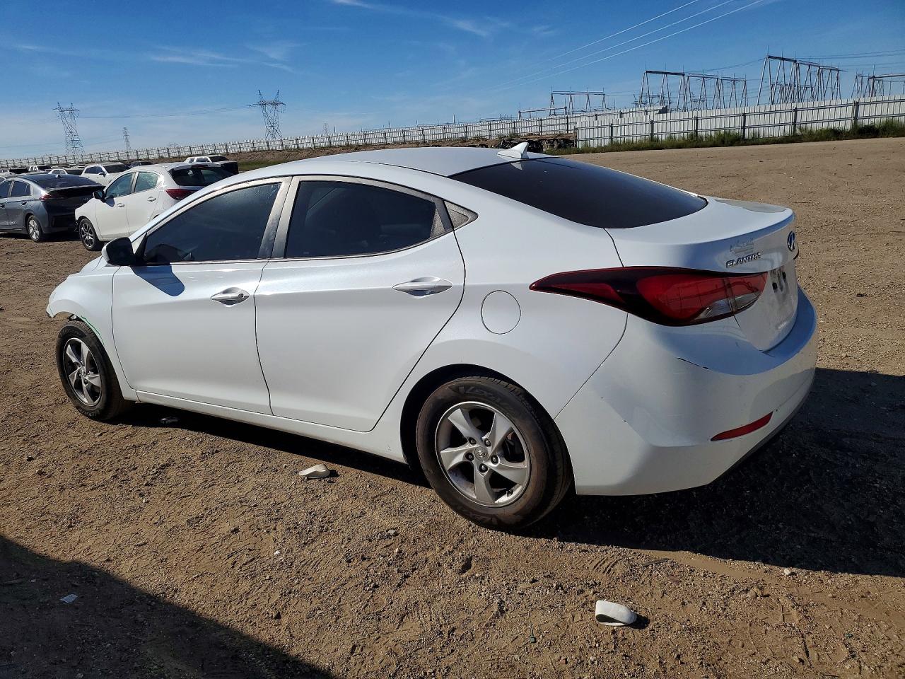 2015 Hyundai Elantra Se White vin: 5NPDH4AE8FH649424