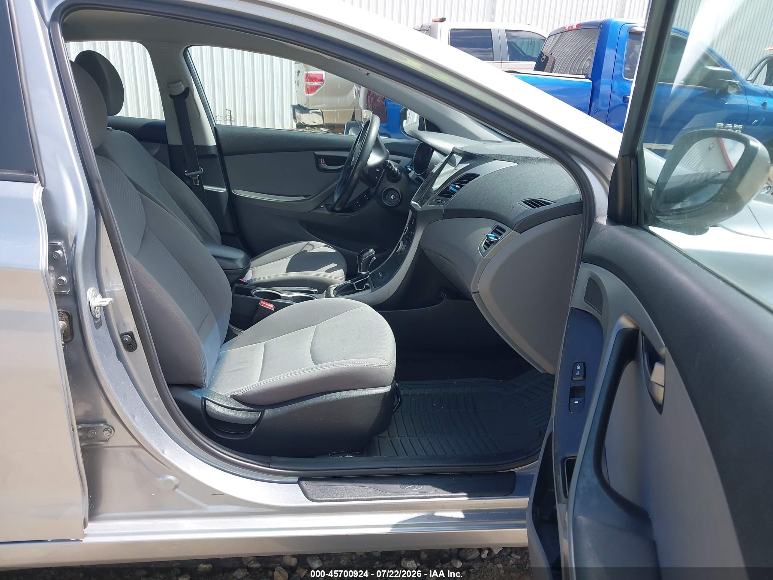2015 Hyundai Elantra Se Gray vin: 5NPDH4AE8FH651769
