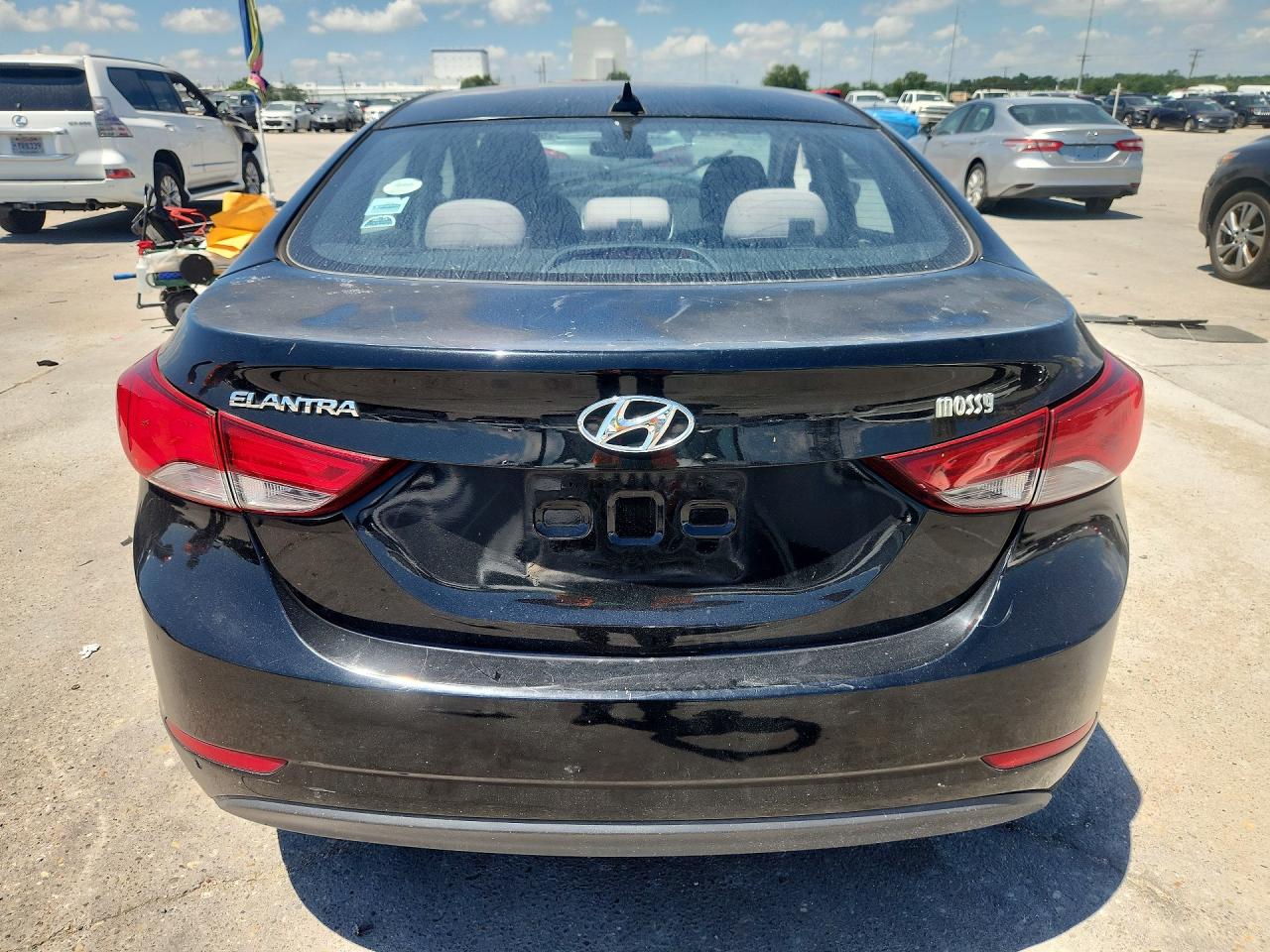 2016 Hyundai Elantra Se Black vin: 5NPDH4AE8GH684398