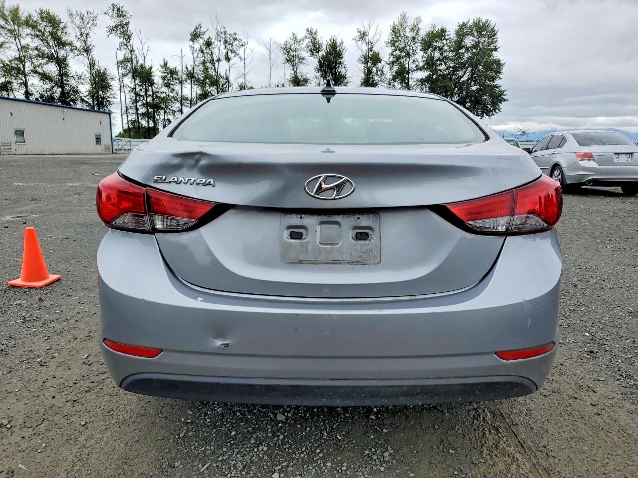 2016 Hyundai Elantra Value Edition Gray vin: 5NPDH4AE8GH685597