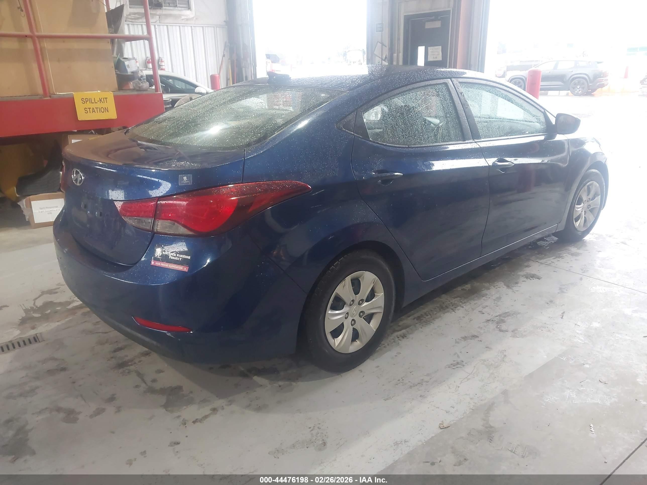 2016 Hyundai Elantra Se Blue vin: 5NPDH4AE8GH702060