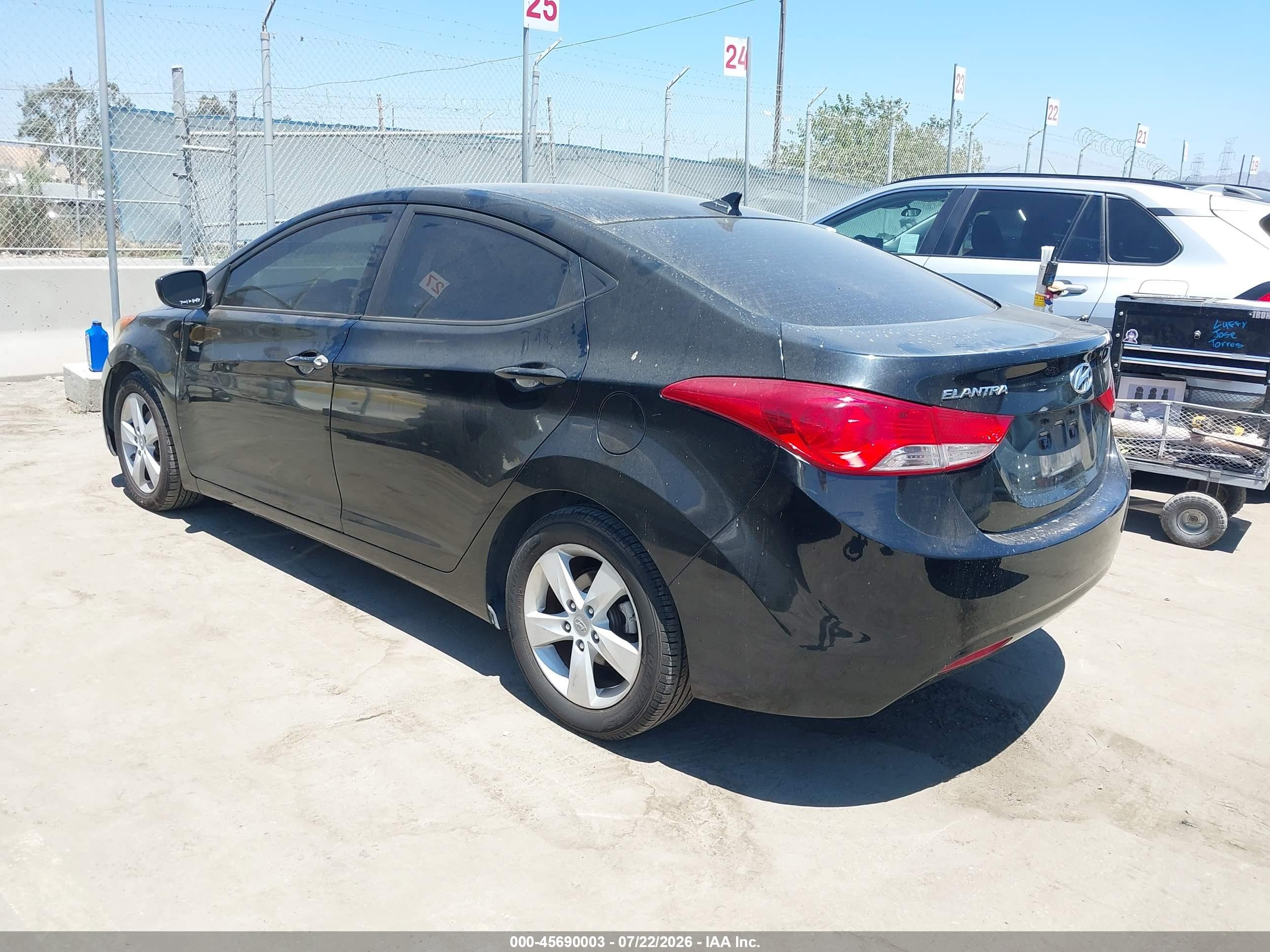 2011 Hyundai Elantra Gls Черный vin: 5NPDH4AE9BH000404