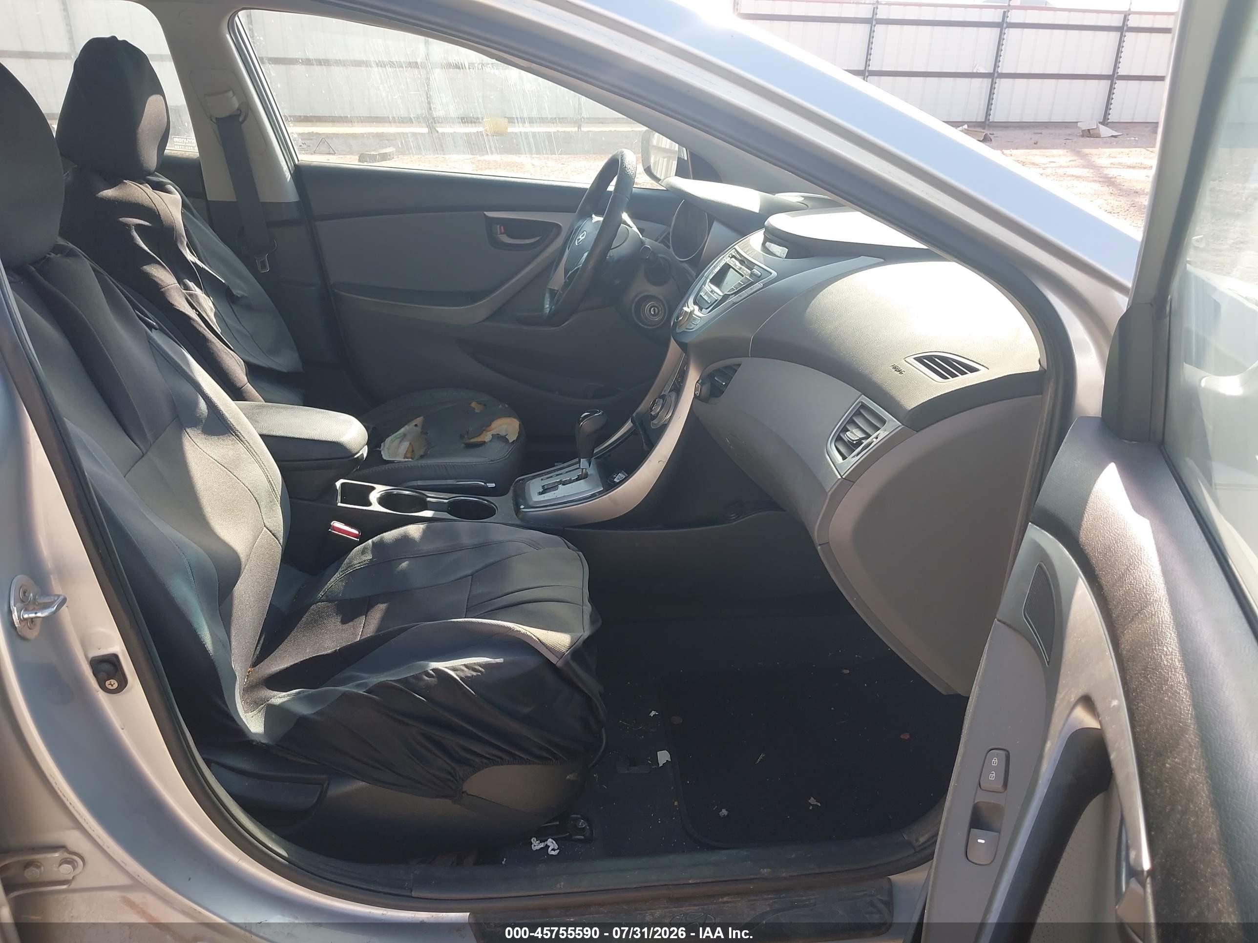 2011 Hyundai Elantra Limited Silver vin: 5NPDH4AE9BH001911