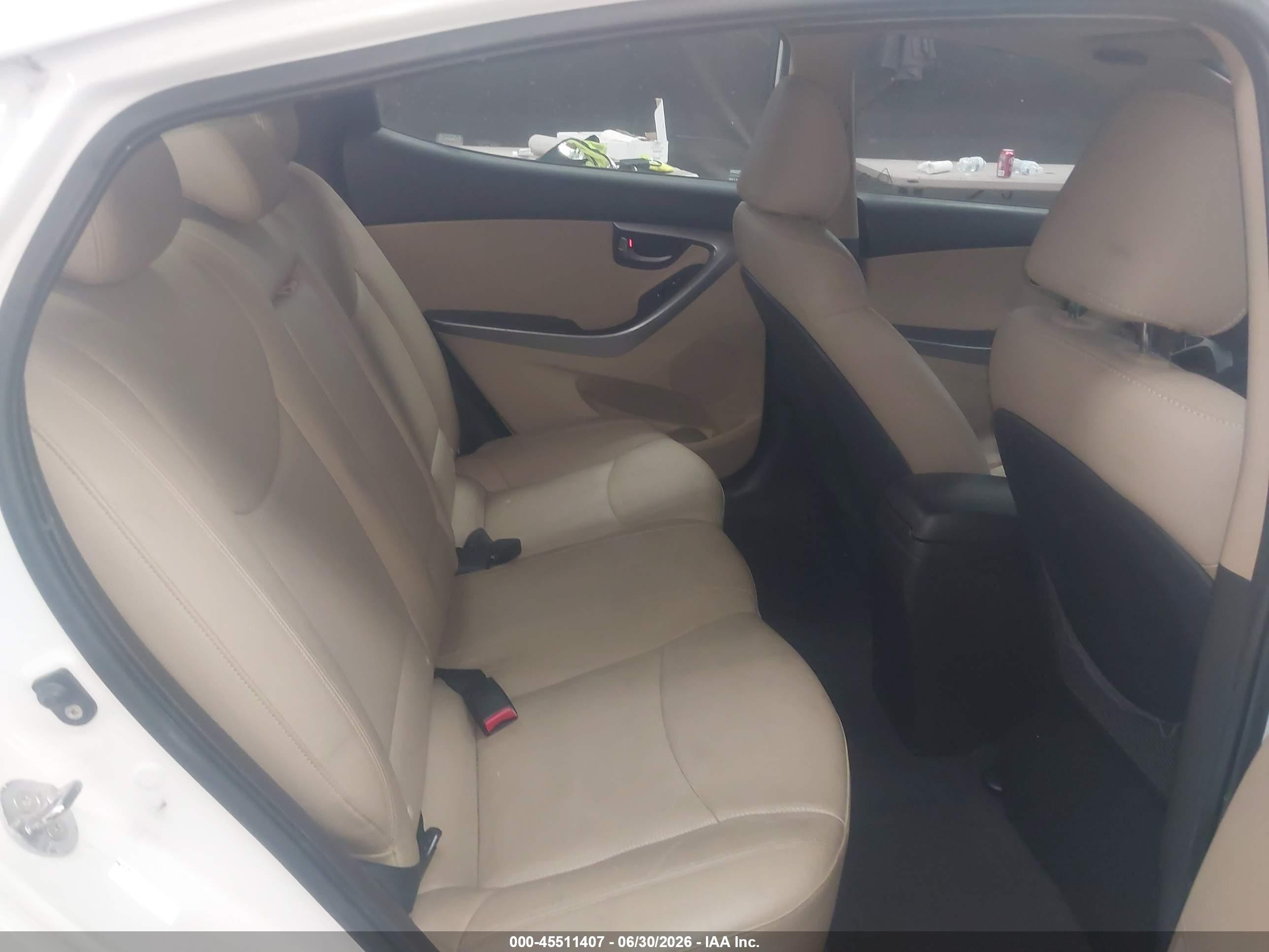 2011 Hyundai Elantra Limited White vin: 5NPDH4AE9BH005988