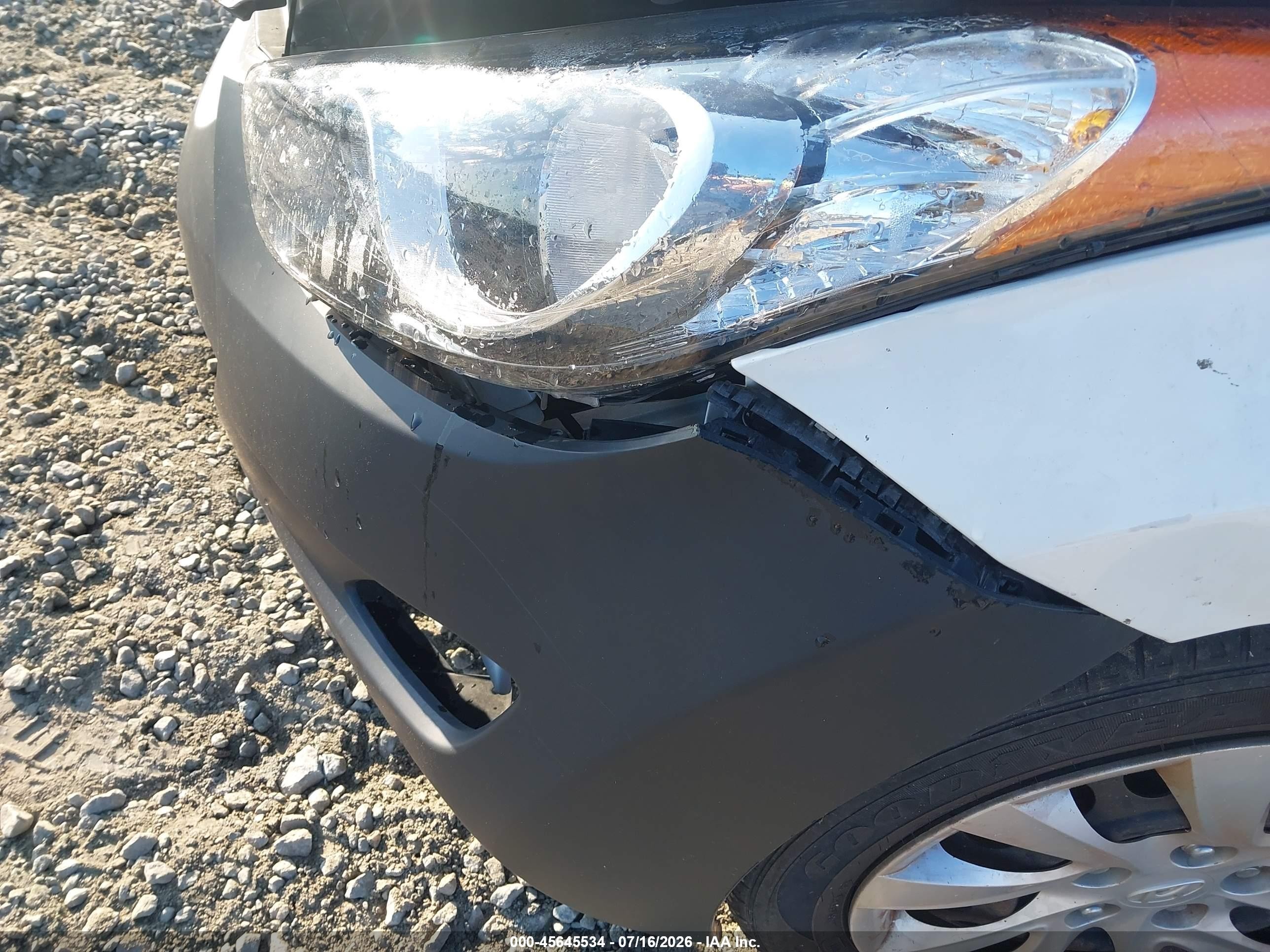 2011 Hyundai Elantra Gls White vin: 5NPDH4AE9BH028235