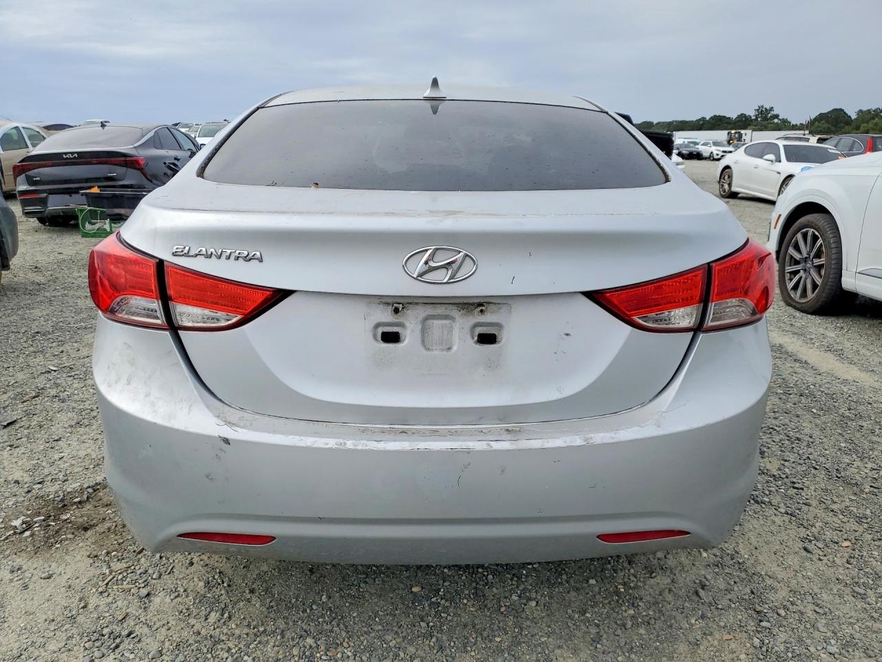 2011 Hyundai Elantra Gls Silver vin: 5NPDH4AE9BH033371