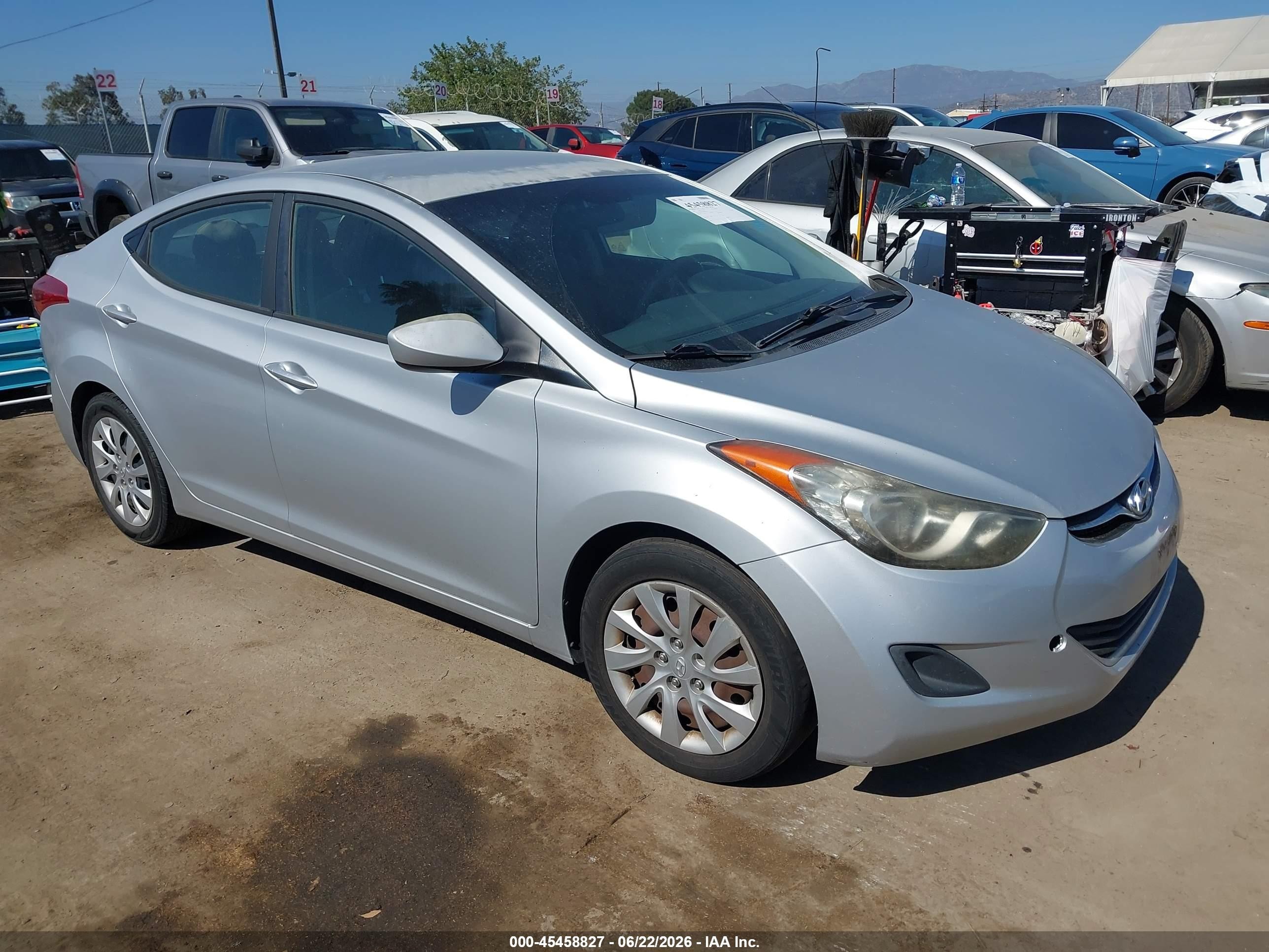 2011 Hyundai Elantra Gls Silver vin: 5NPDH4AE9BH033385