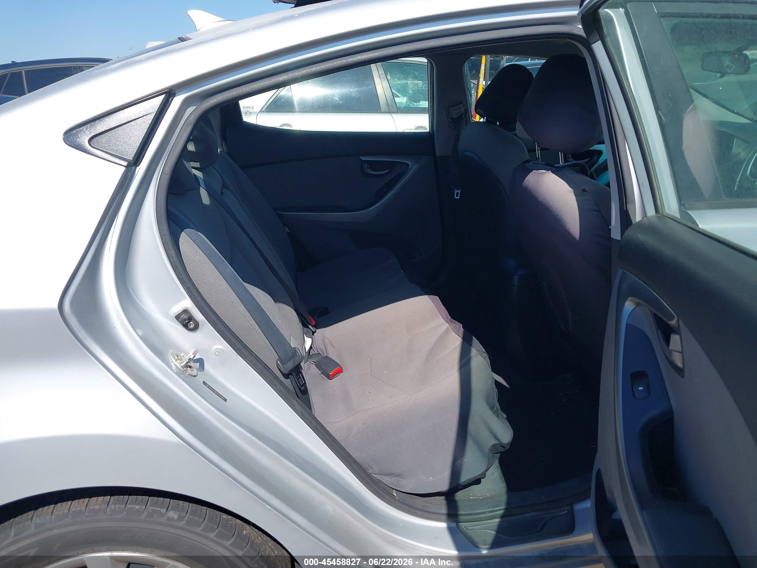 2011 Hyundai Elantra Gls Silver vin: 5NPDH4AE9BH033385