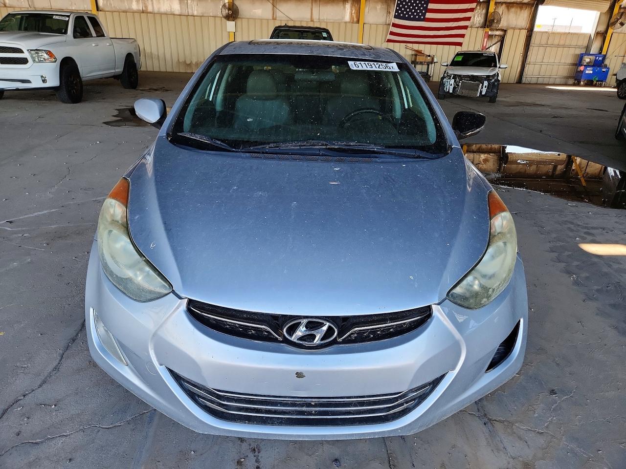 2011 Hyundai Elantra Limited Silver vin: 5NPDH4AE9BH043365