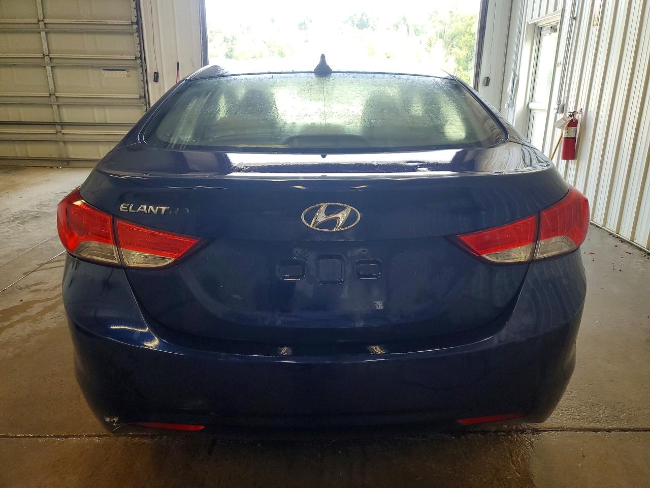 2012 Hyundai Elantra Gls Blue vin: 5NPDH4AE9CH069255