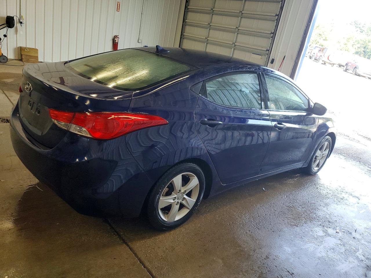 2012 Hyundai Elantra Gls Blue vin: 5NPDH4AE9CH069255