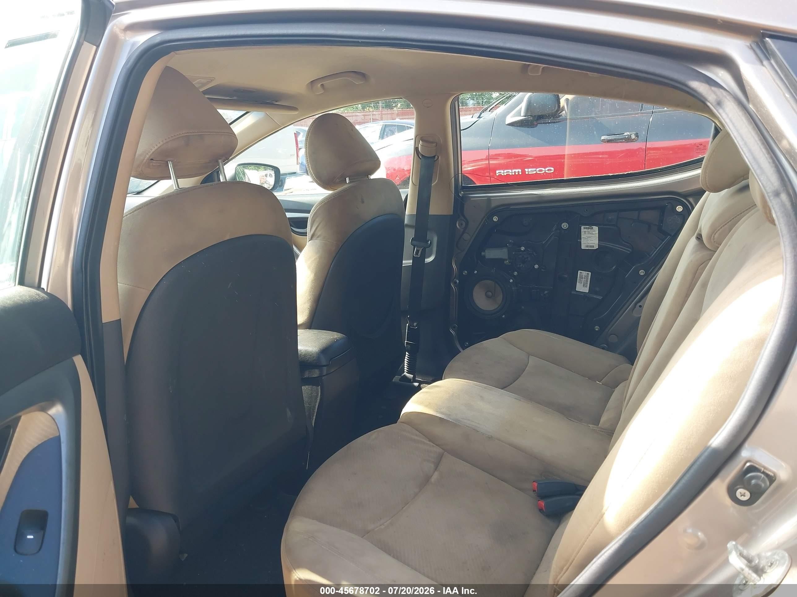 2012 Hyundai Elantra Gls Серый vin: 5NPDH4AE9CH073693