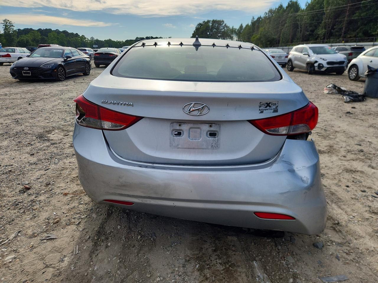 2012 Hyundai Elantra Gls Silver vin: 5NPDH4AE9CH074682