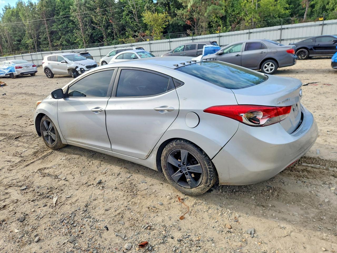 2012 Hyundai Elantra Gls Silver vin: 5NPDH4AE9CH074682