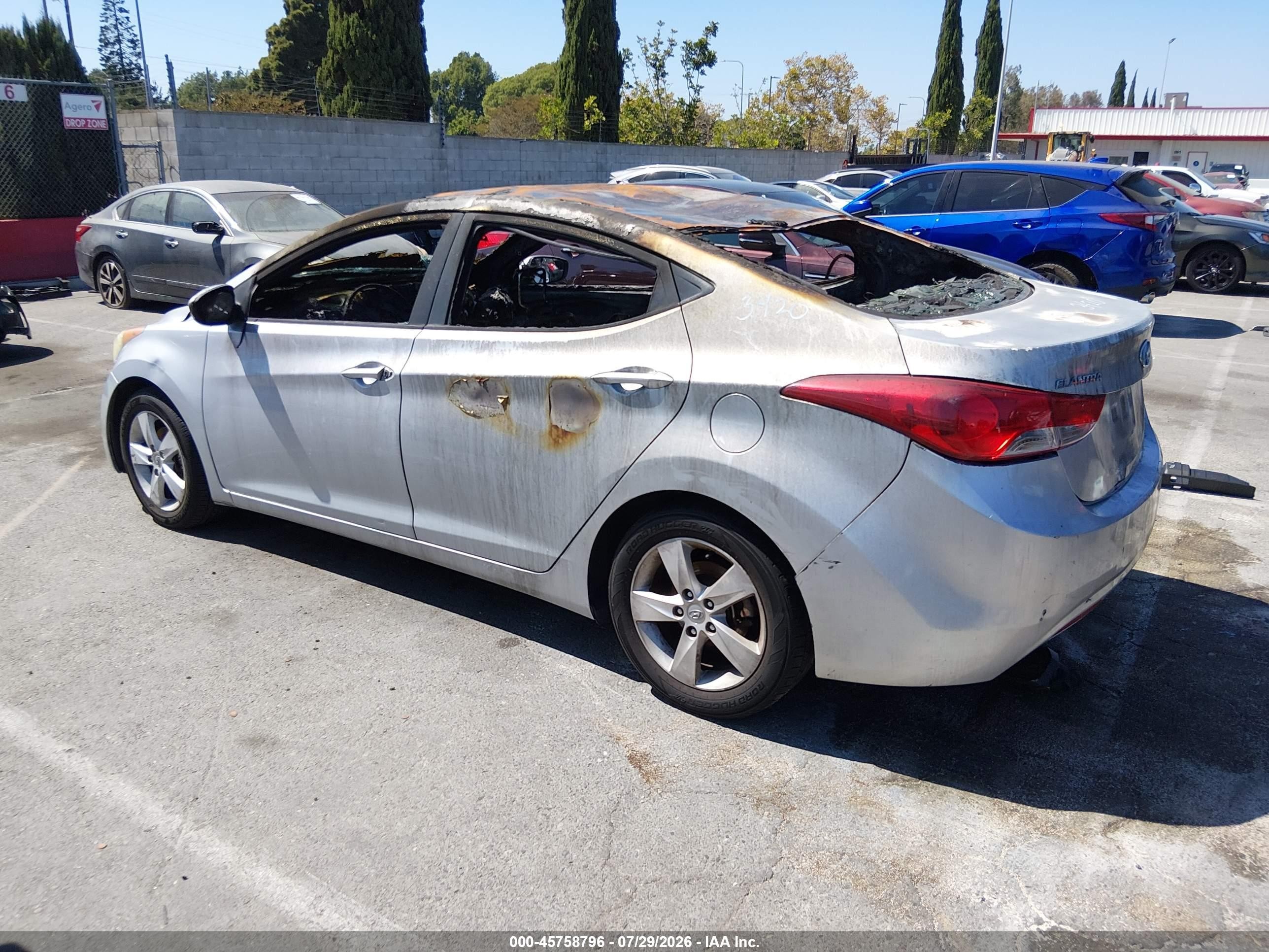 2012 Hyundai Elantra Gls Gray vin: 5NPDH4AE9CH103811