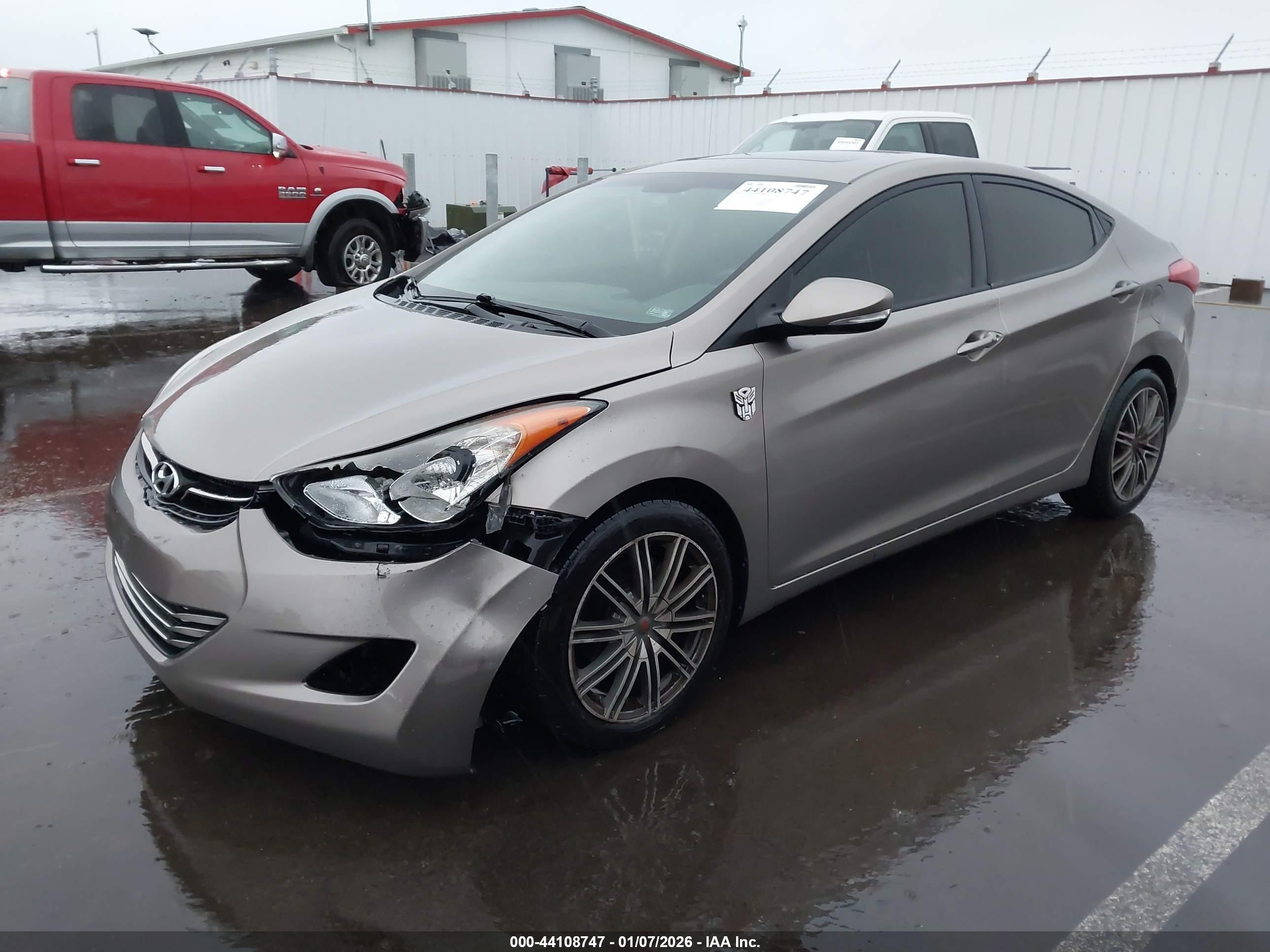 2012 Hyundai Elantra Limited Gray vin: 5NPDH4AE9CH111570