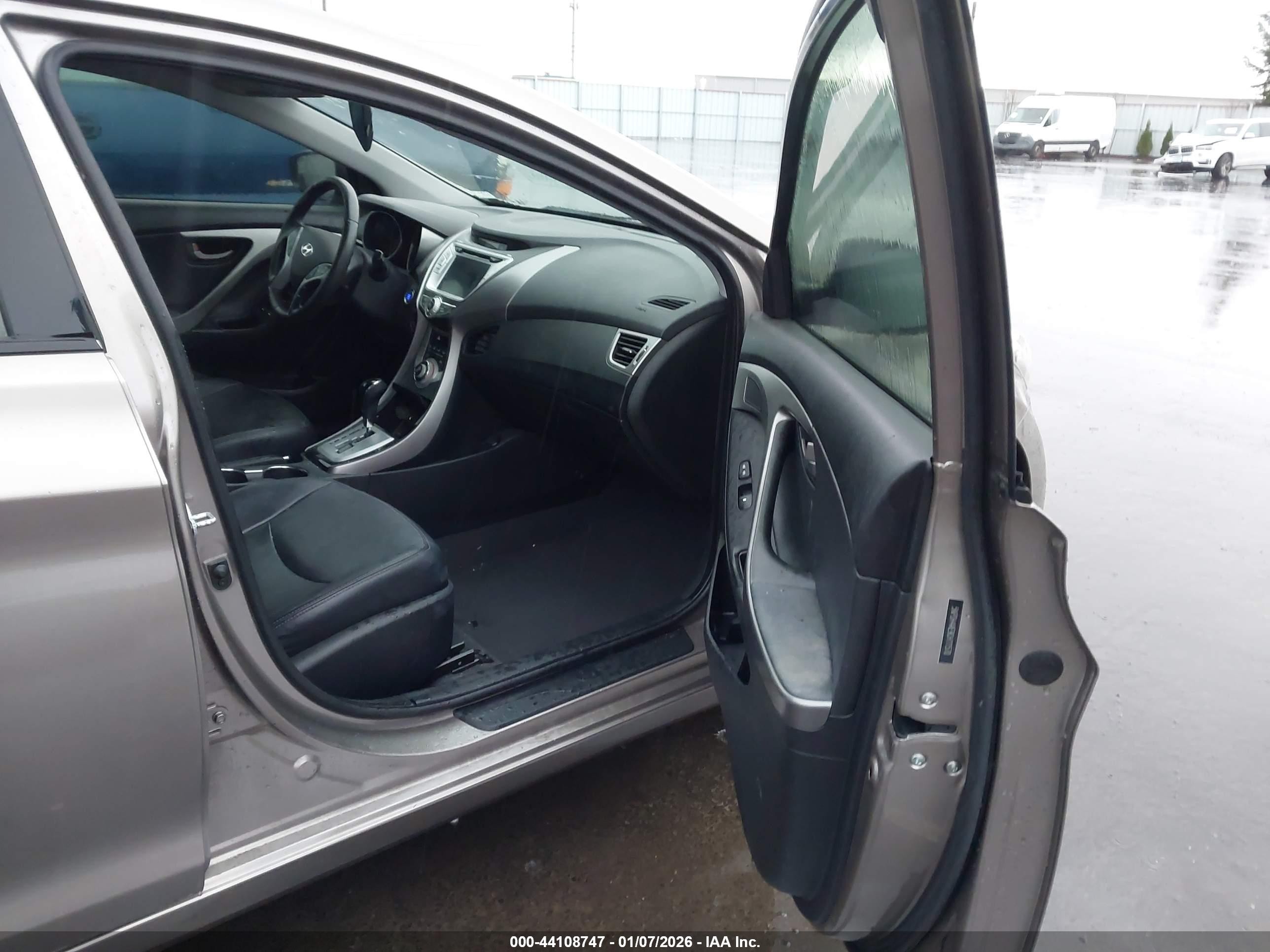 2012 Hyundai Elantra Limited Gray vin: 5NPDH4AE9CH111570
