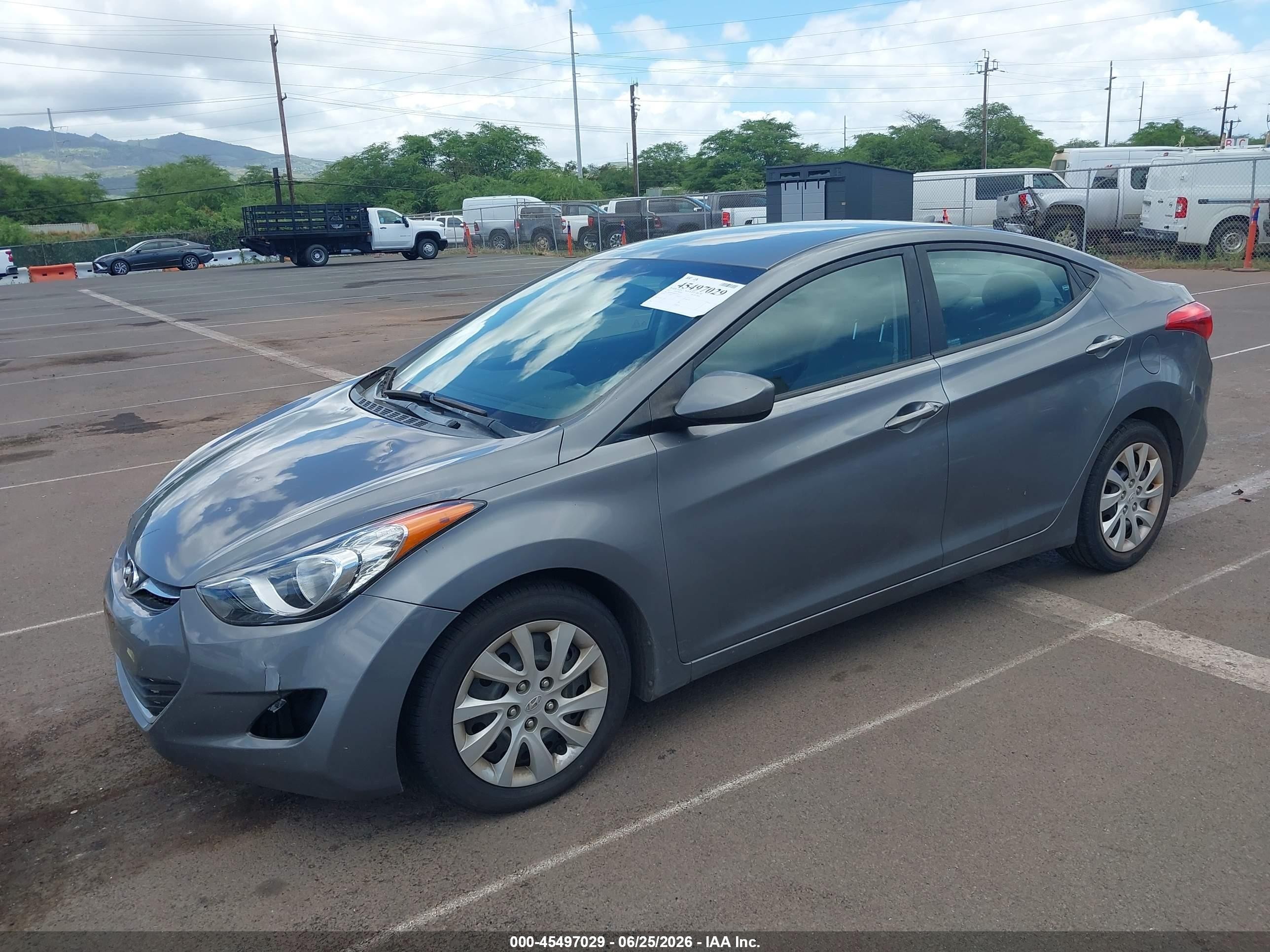 2012 Hyundai Elantra Gls Серый vin: 5NPDH4AE9CH119233