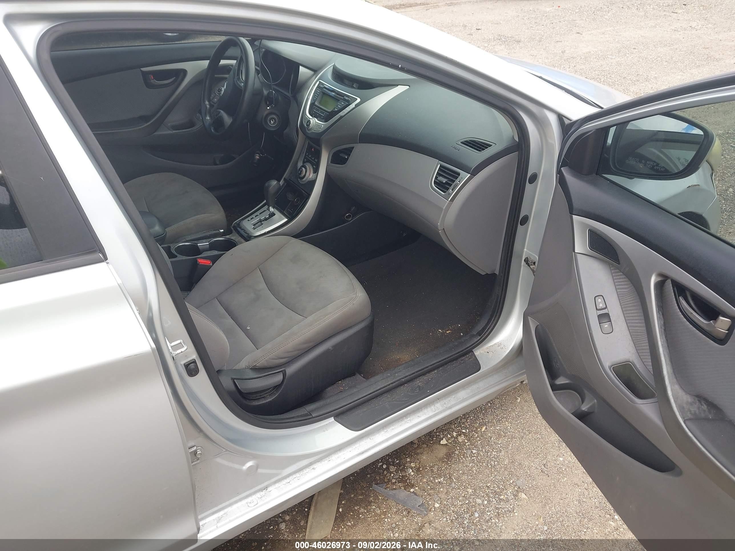 2012 Hyundai Elantra Gls Silver vin: 5NPDH4AE9CH121015
