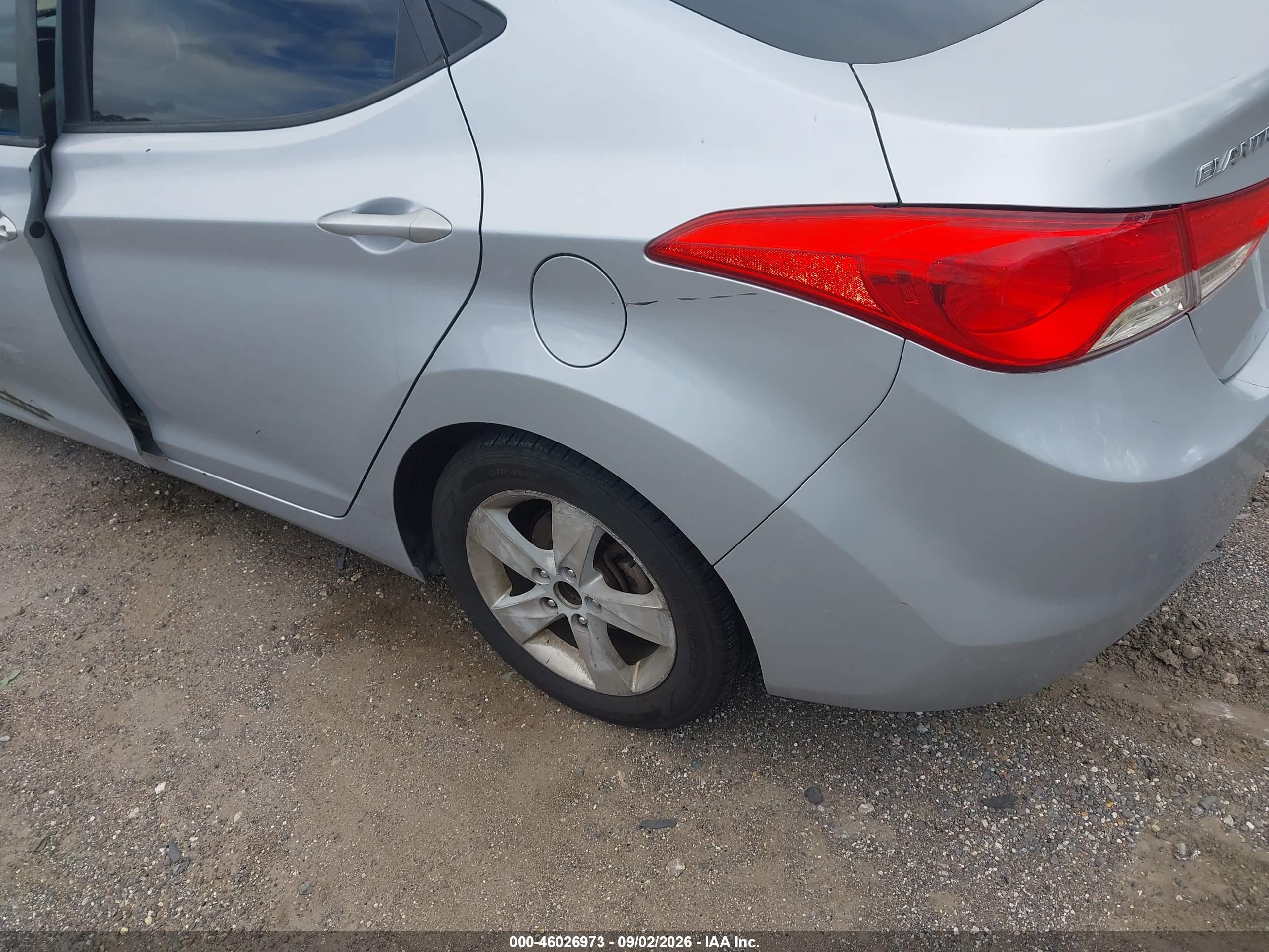 2012 Hyundai Elantra Gls Silver vin: 5NPDH4AE9CH121015