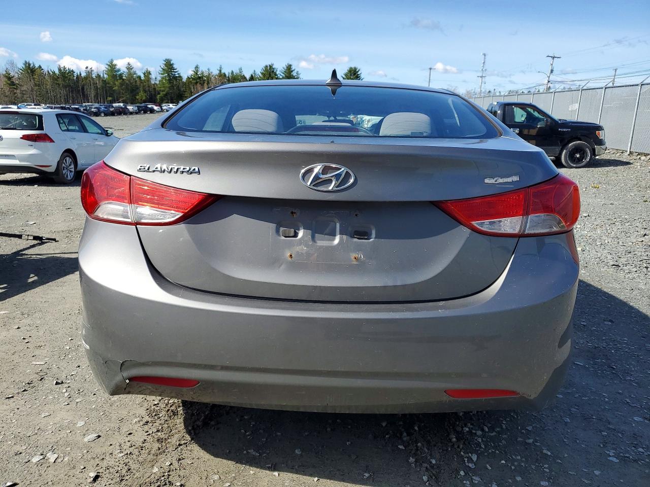 2012 Hyundai Elantra Gls Gray vin: 5NPDH4AE9CH130572