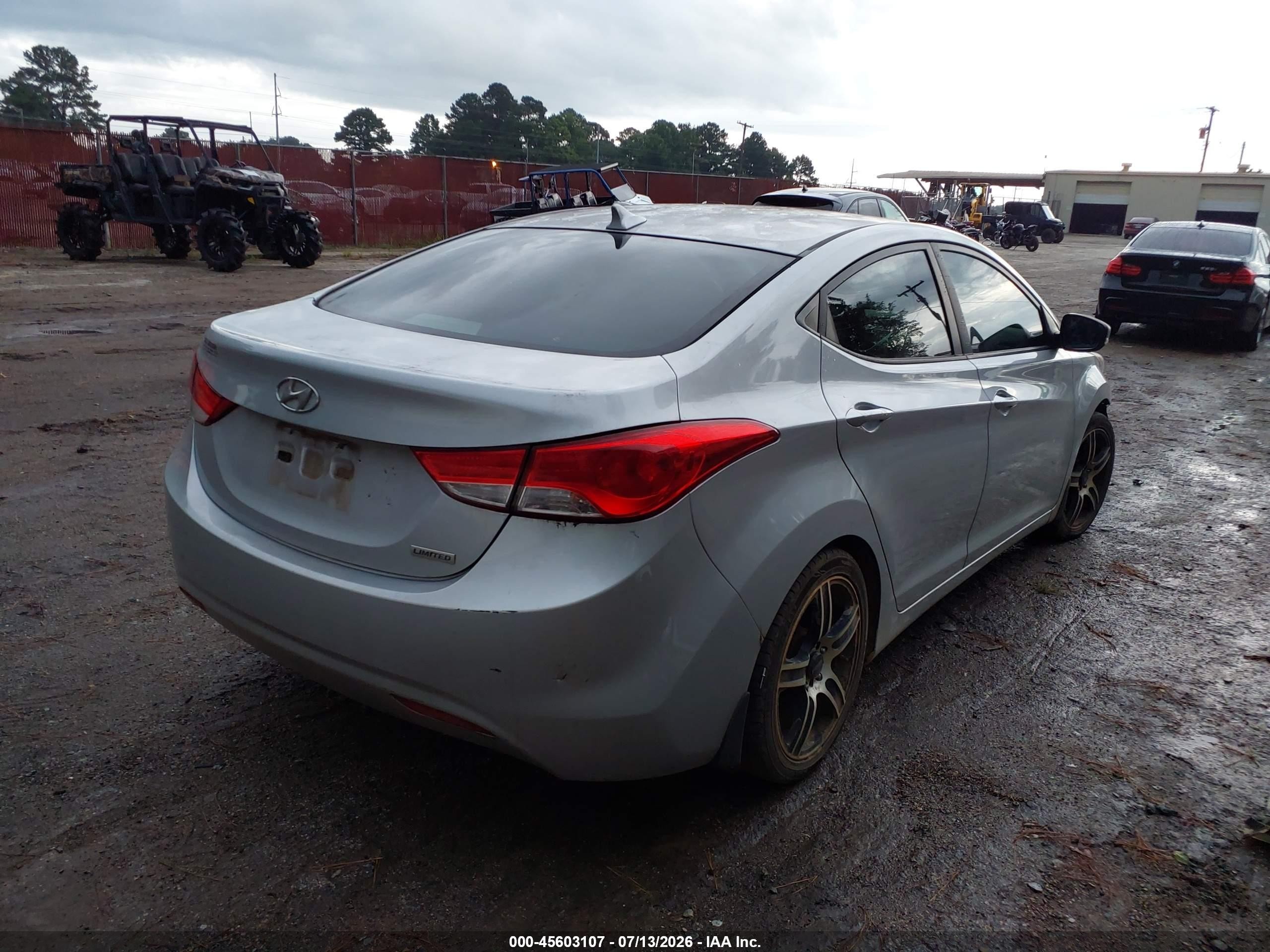 2012 Hyundai Elantra Limited Silver vin: 5NPDH4AE9CH141538