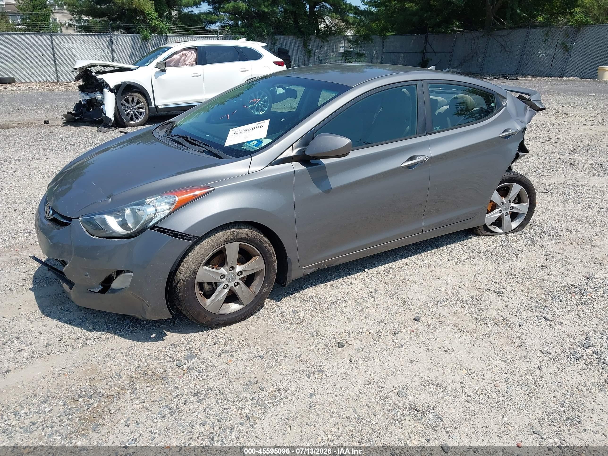 2013 Hyundai Elantra Gls Gray vin: 5NPDH4AE9DH156655
