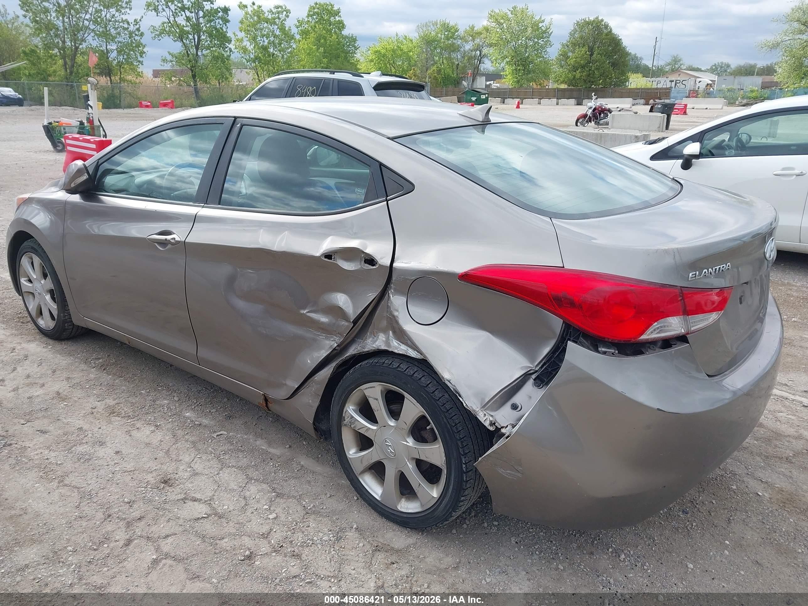 2013 Hyundai Elantra Limited Champagne vin: 5NPDH4AE9DH159443