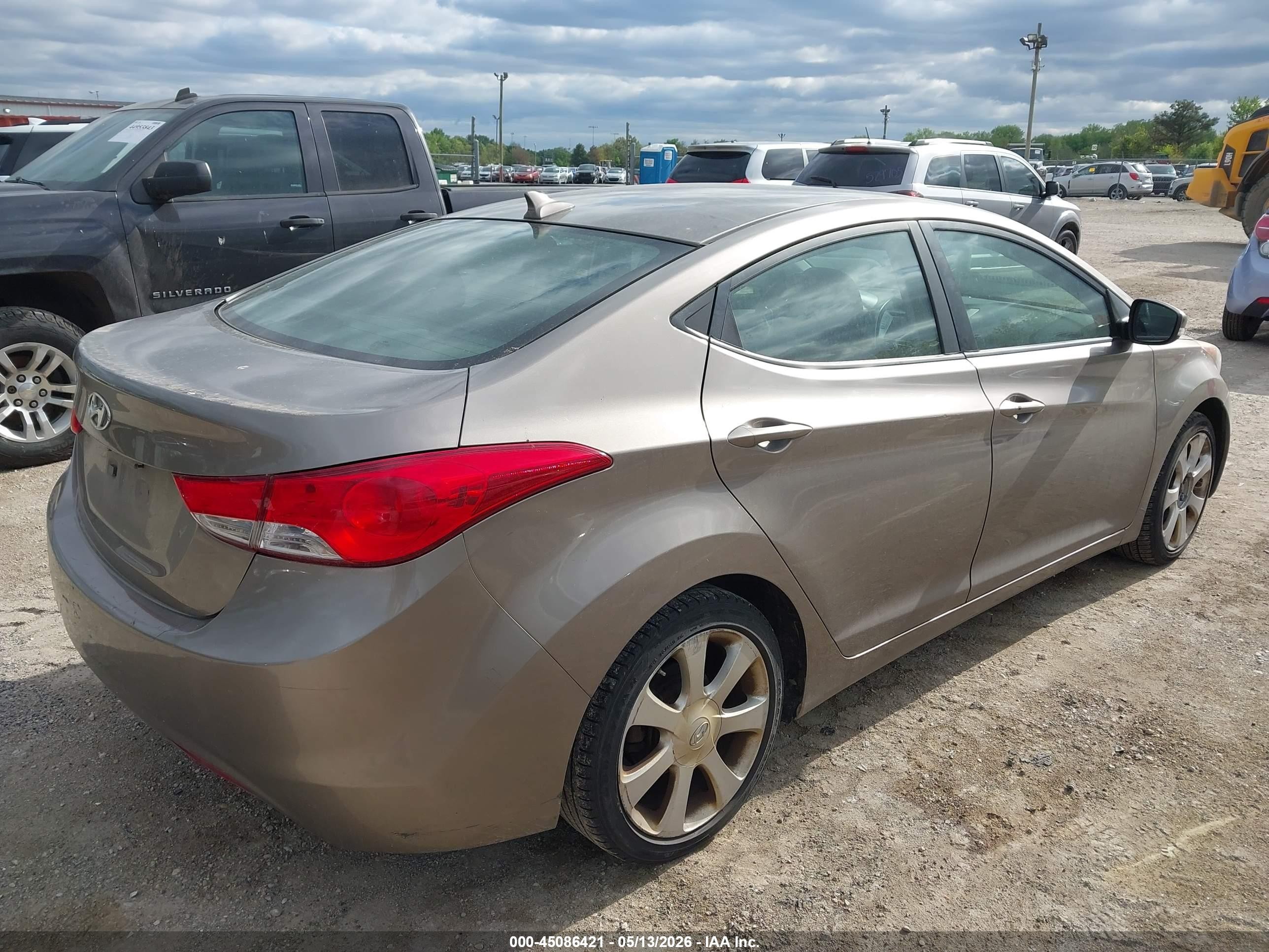 2013 Hyundai Elantra Limited Champagne vin: 5NPDH4AE9DH159443