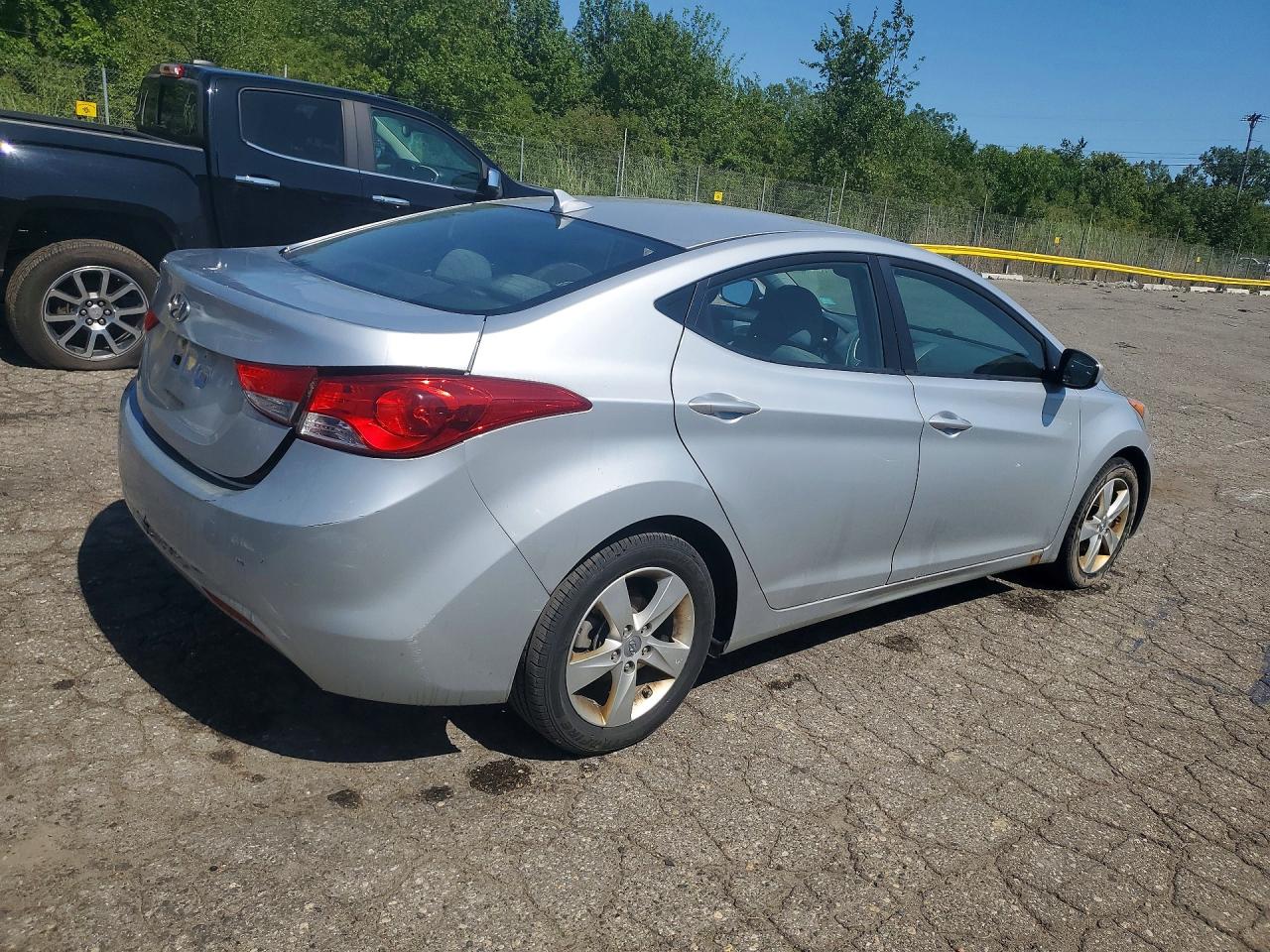 2013 Hyundai Elantra Gls Серебряный vin: 5NPDH4AE9DH159510