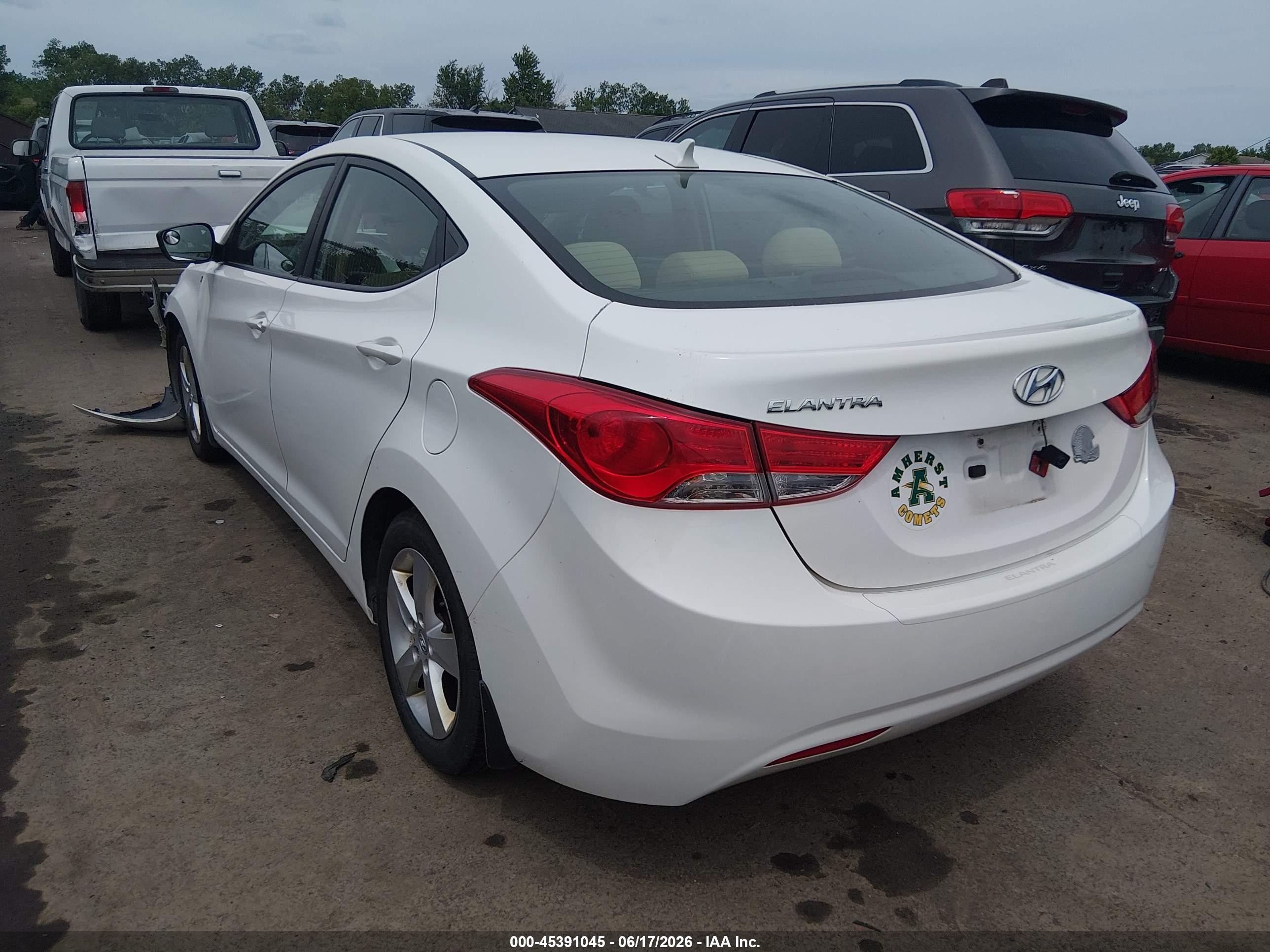2013 Hyundai Elantra Gls White vin: 5NPDH4AE9DH174928