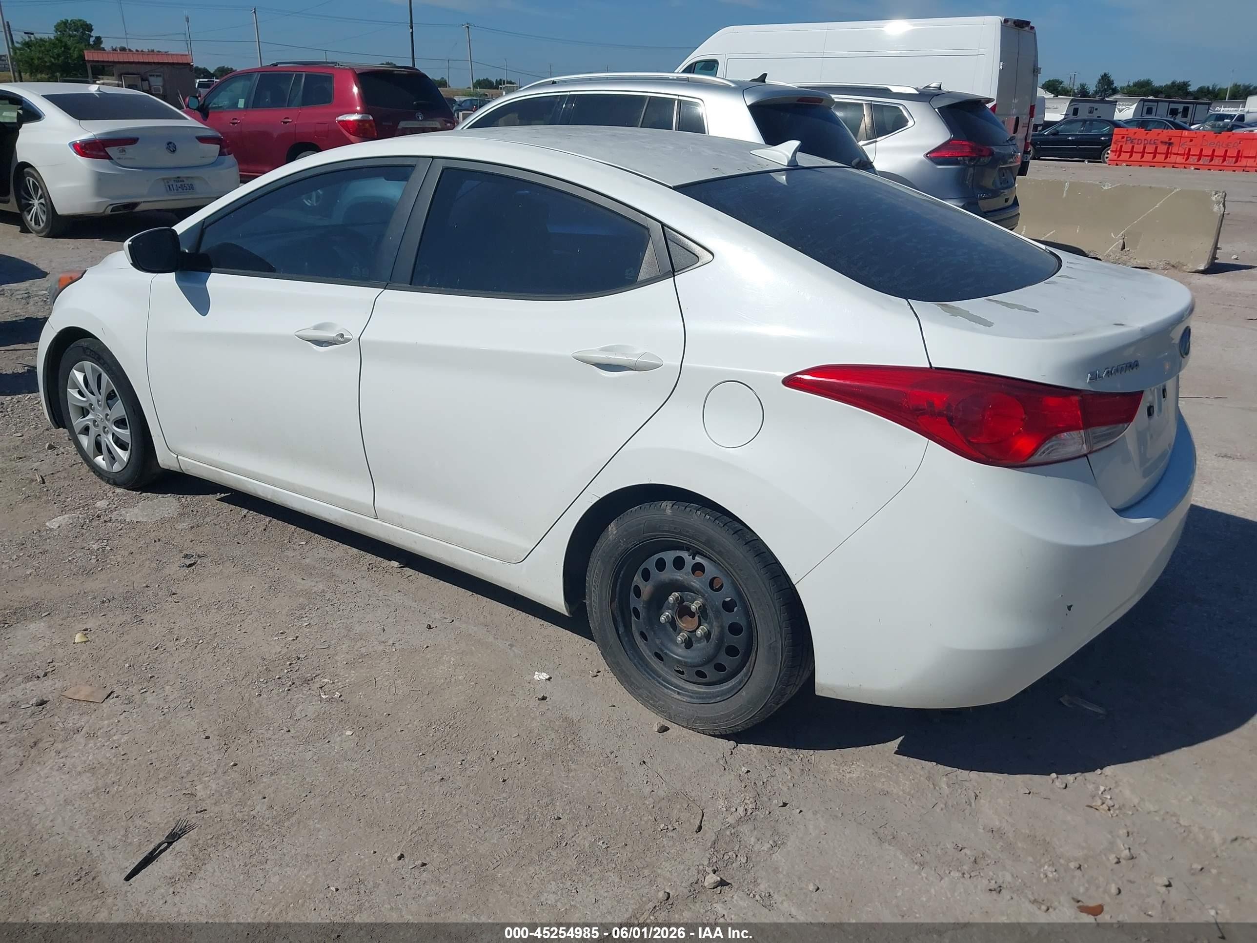 2013 Hyundai Elantra Gls Белый vin: 5NPDH4AE9DH189767