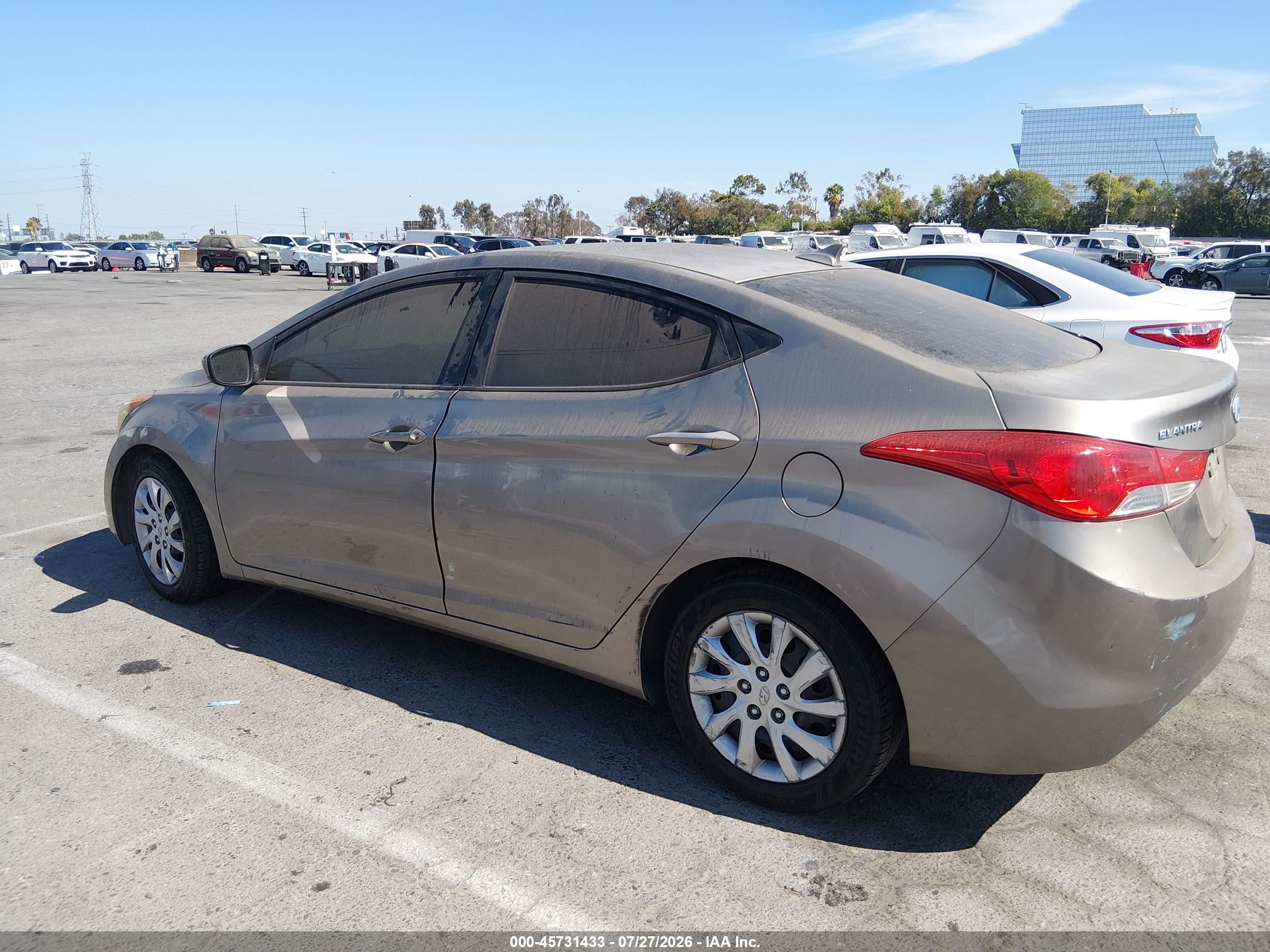 2013 Hyundai Elantra Gls Gold vin: 5NPDH4AE9DH193463