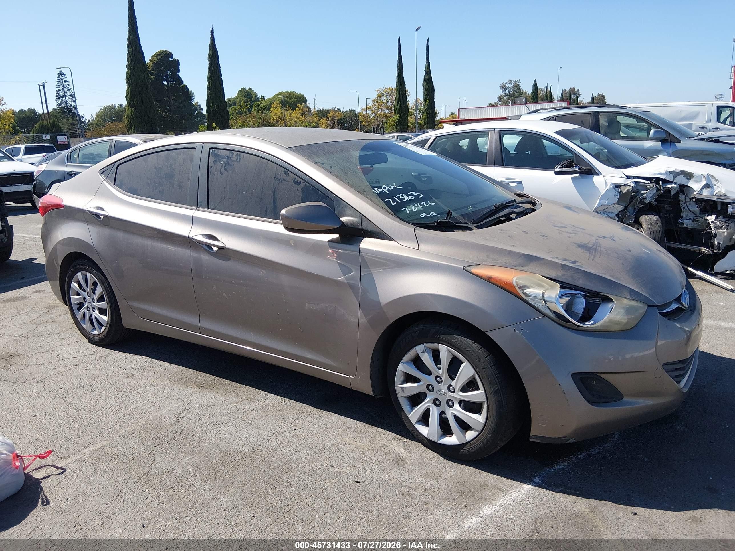 2013 Hyundai Elantra Gls Gold vin: 5NPDH4AE9DH193463