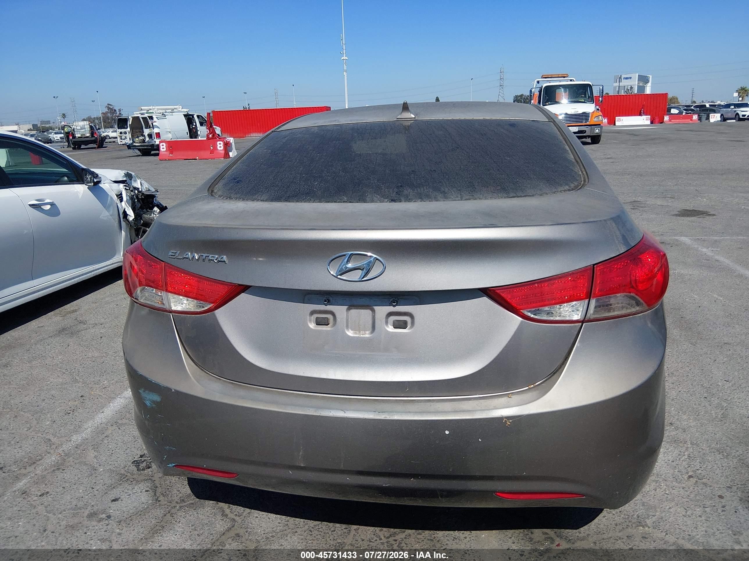 2013 Hyundai Elantra Gls Gold vin: 5NPDH4AE9DH193463