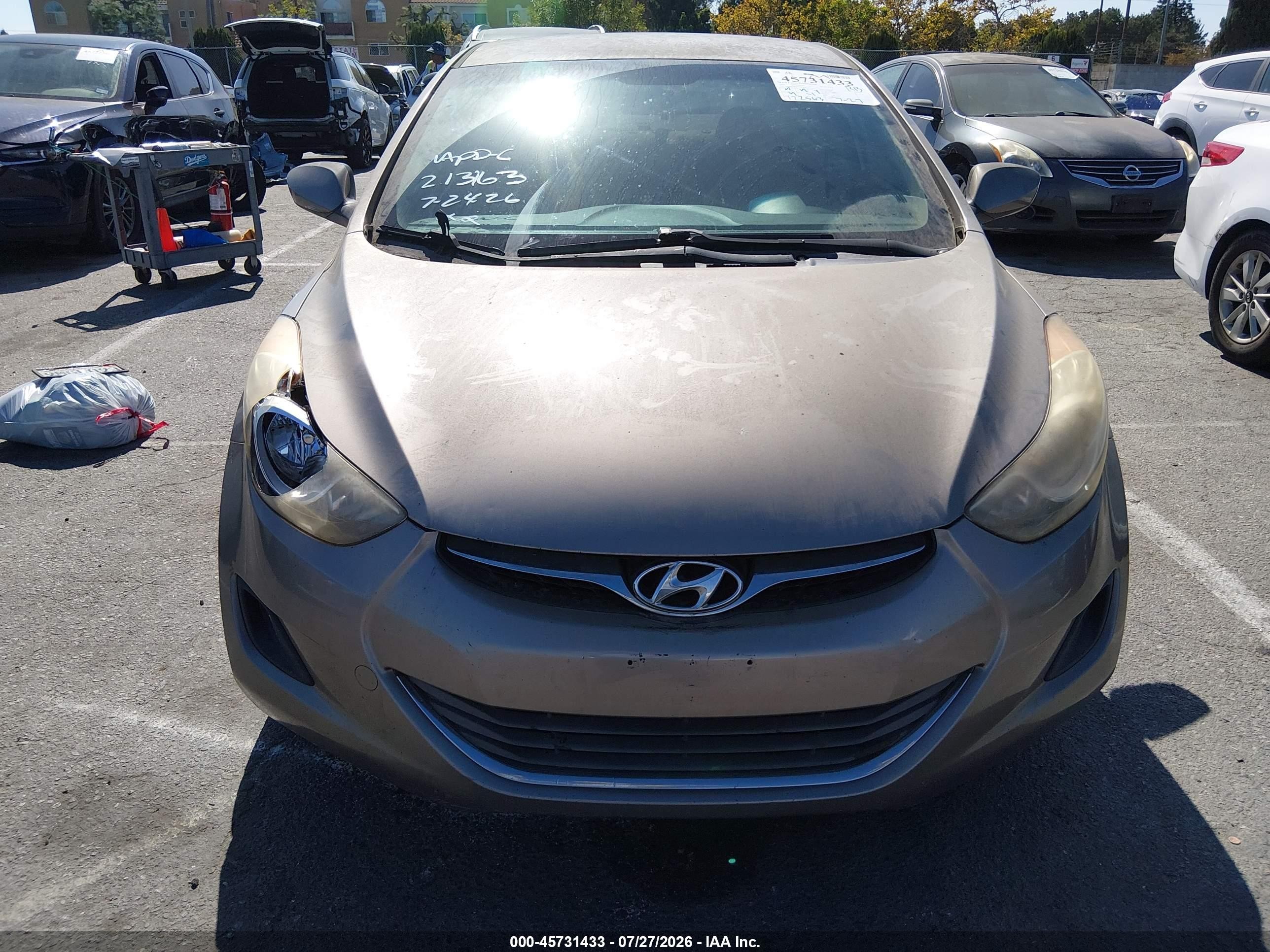 2013 Hyundai Elantra Gls Gold vin: 5NPDH4AE9DH193463