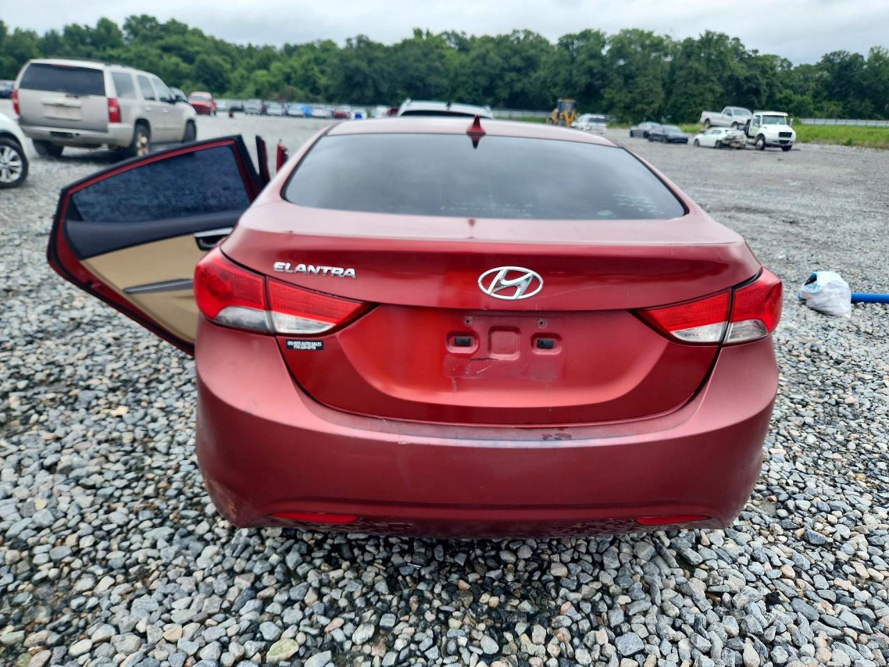 2013 Hyundai Elantra Gls Red vin: 5NPDH4AE9DH201352