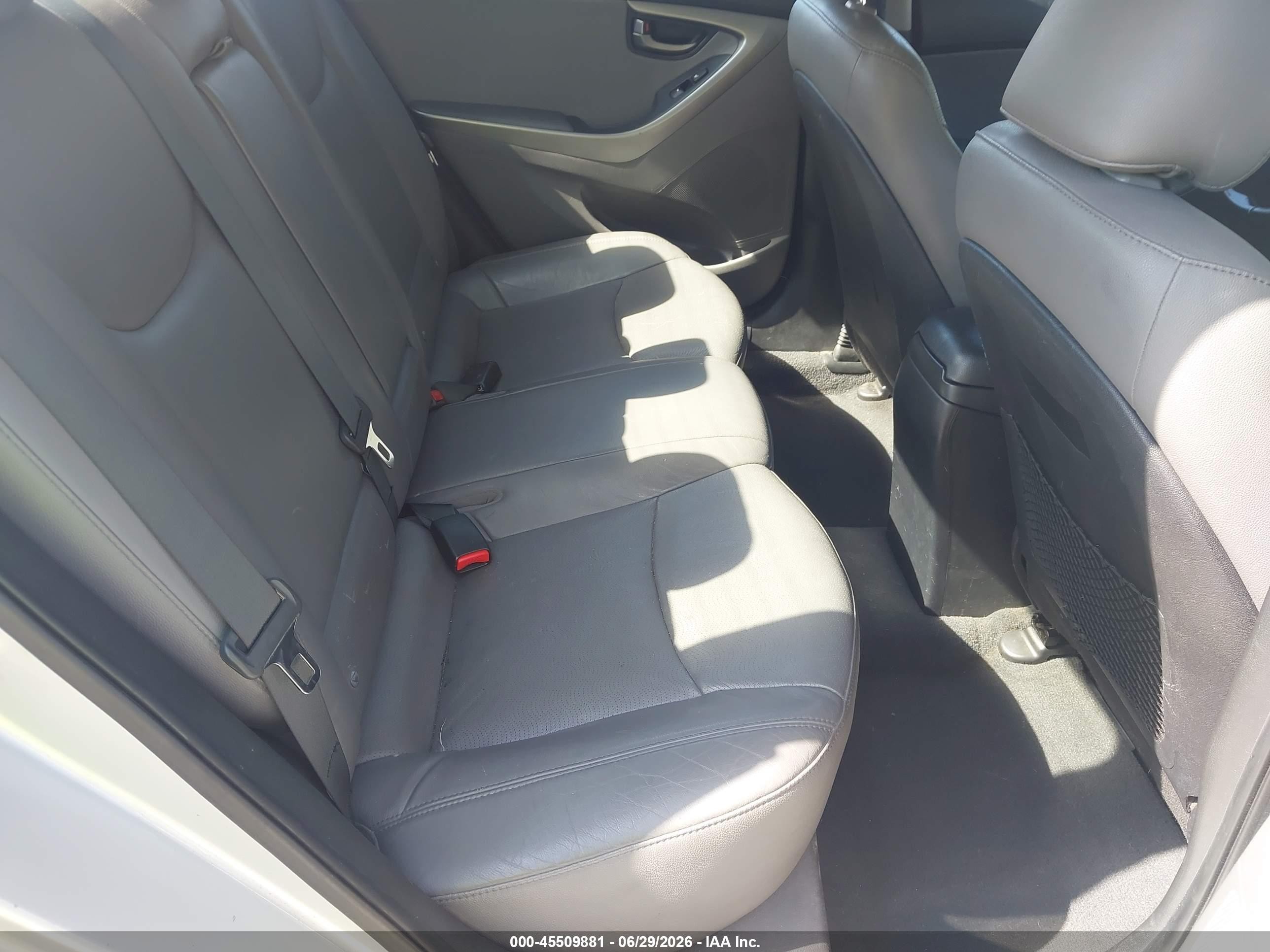 2013 Hyundai Elantra Limited Серебряный vin: 5NPDH4AE9DH207488