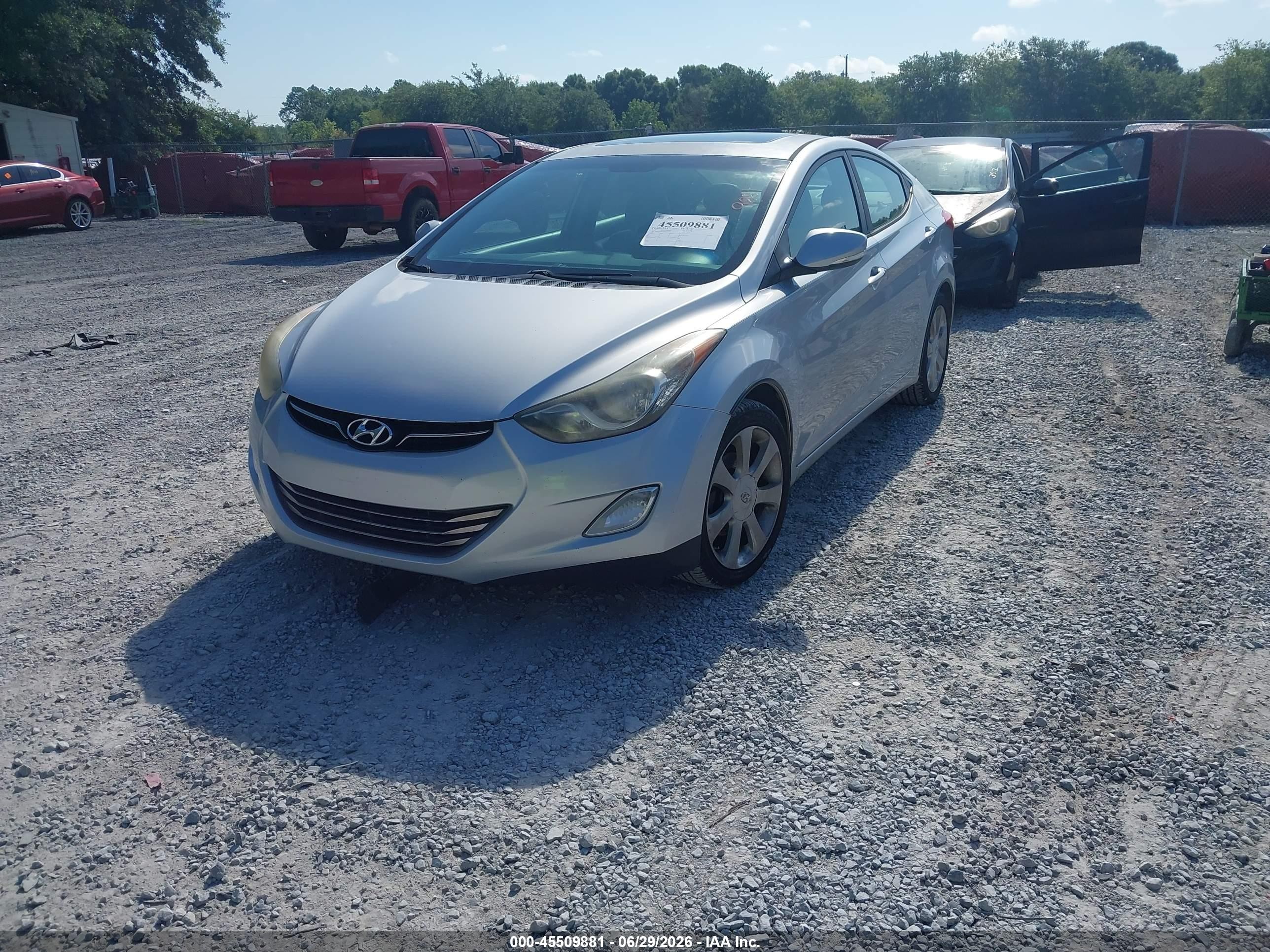 2013 Hyundai Elantra Limited Серебряный vin: 5NPDH4AE9DH207488