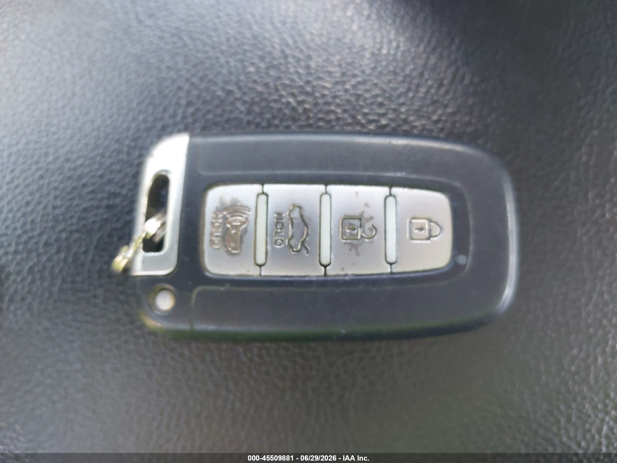 2013 Hyundai Elantra Limited Серебряный vin: 5NPDH4AE9DH207488
